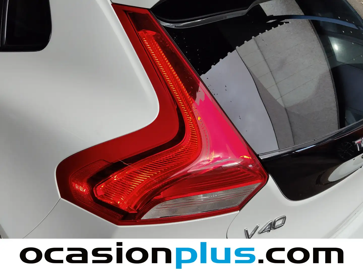 Foto Volvo V40 Cross Country Volvo V40 Cross Country Cross Country T3 Pro Auto  (152 CV)