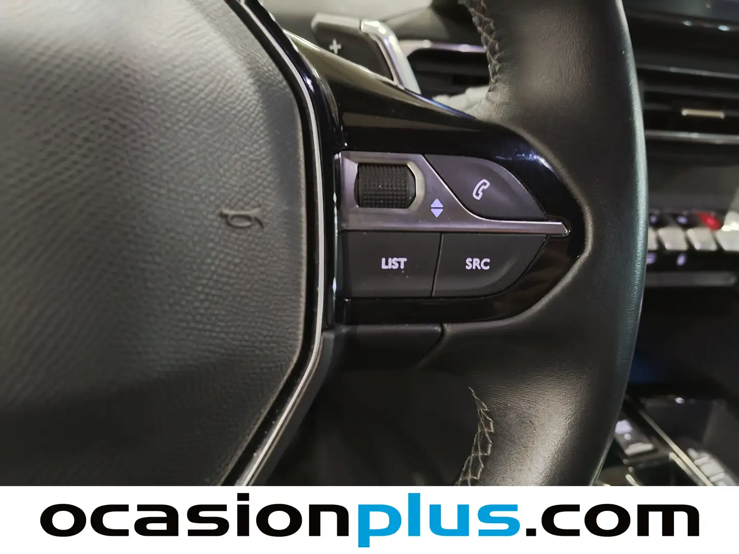 Foto Peugeot 3008 Peugeot 3008 PureTech 130 S&S Allure Pack EAT8 (130 CV)