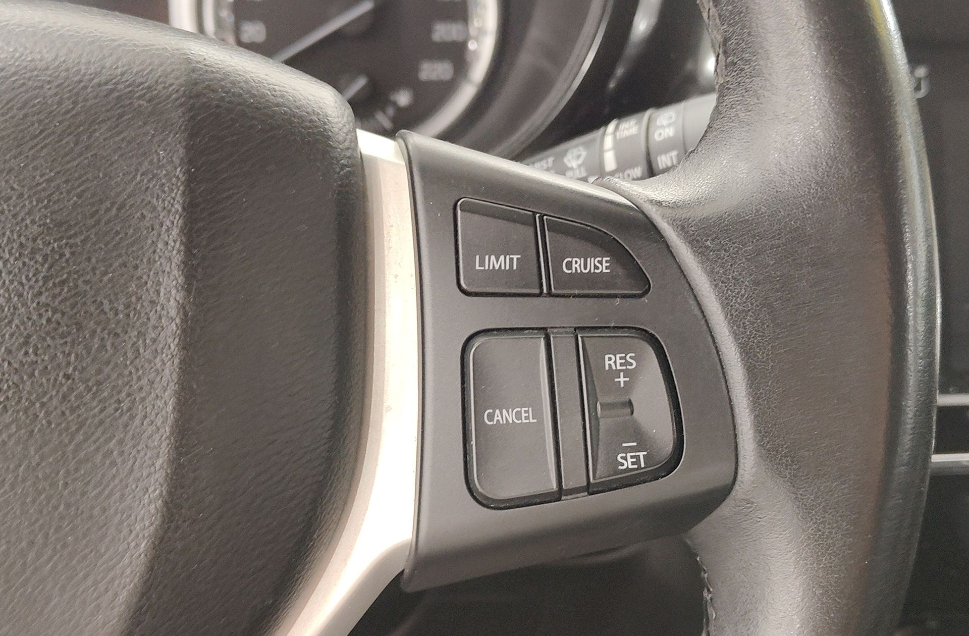 Suzuki Vitara 1.6 VVT GLE - foto 33