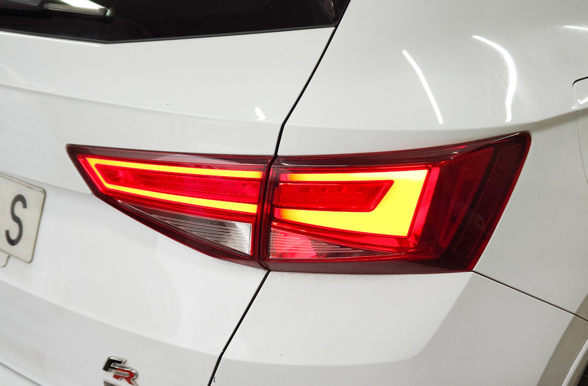 SEAT Ateca 2.0 TSI FR 4Drive DSG - foto 16