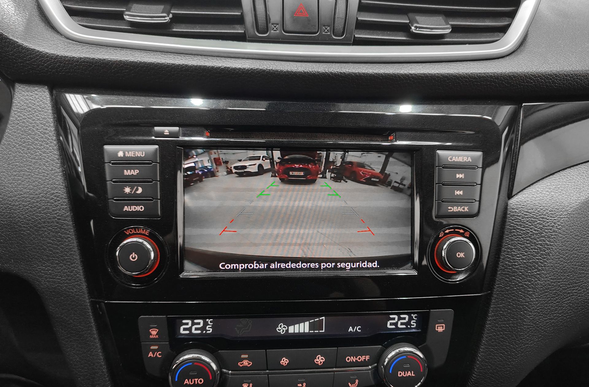 Nissan Qashqai DIG-T 140 Acenta 4x2 - foto 8
