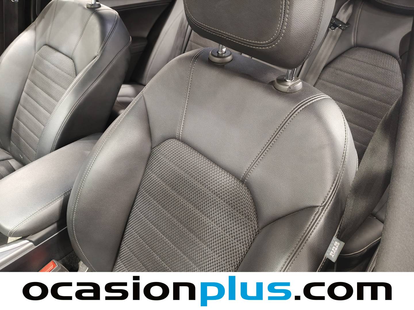 Foto Alfa Romeo Stelvio Alfa Romeo Stelvio 2.0 Gasolina Sprint Q4 Auto (200 CV)