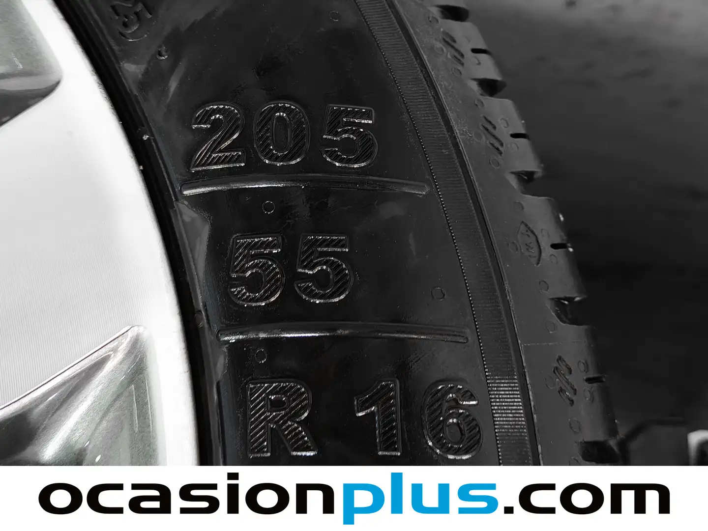 Foto KIA Stonic Kia Stonic 1.0 T-GDi MHEV Drive DCT (120 CV)