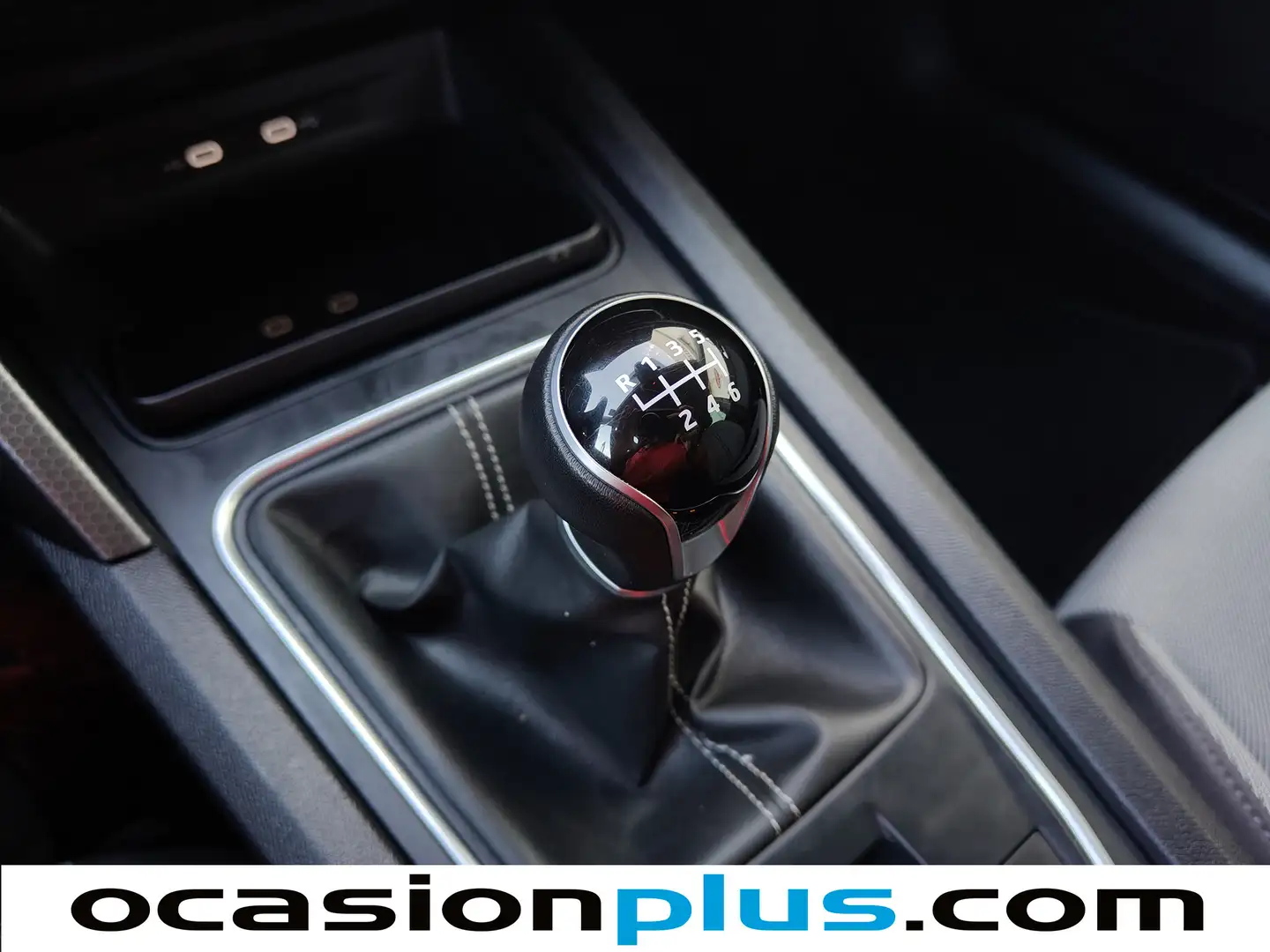 Foto Seat León SEAT León 1.5 TSI S&S Style 25 Aniversario (116 CV)