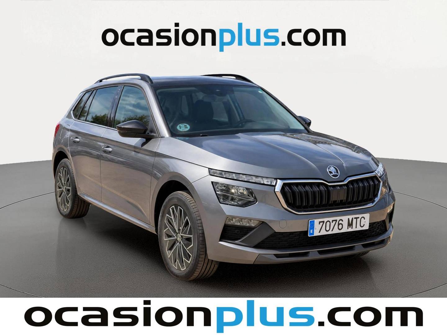 Foto delantera Skoda Kamiq Skoda Kamiq 1.0 TSI Design DSG (115 CV) derecha