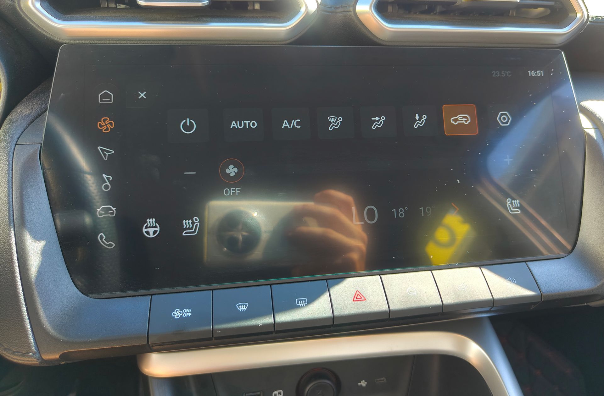 MG ZS 1.5 Hybrid+ Luxury - foto 27