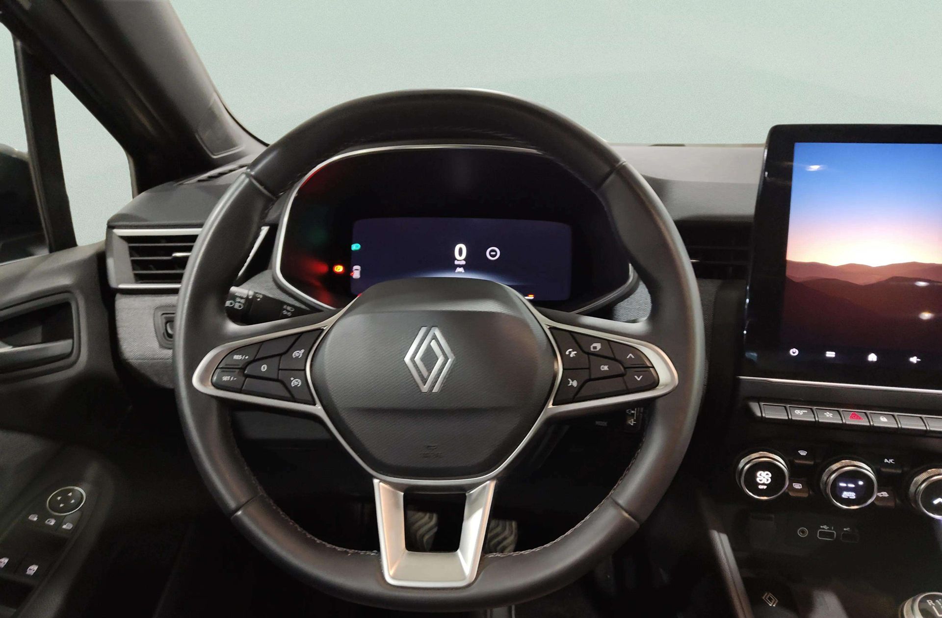 Renault Clio Techno TCe - foto 22