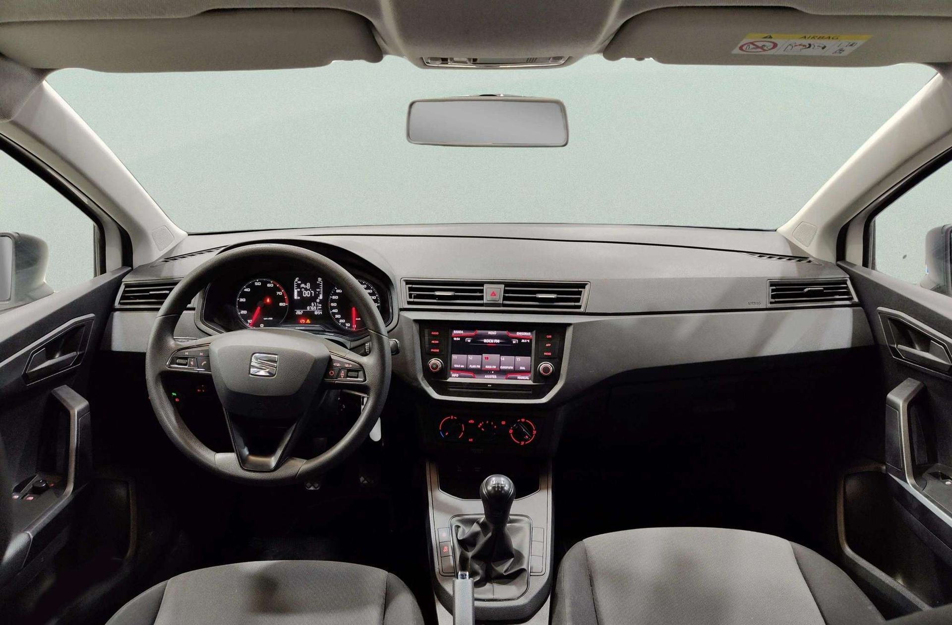 SEAT Ibiza 1.0 MPI Reference Plus - foto 6