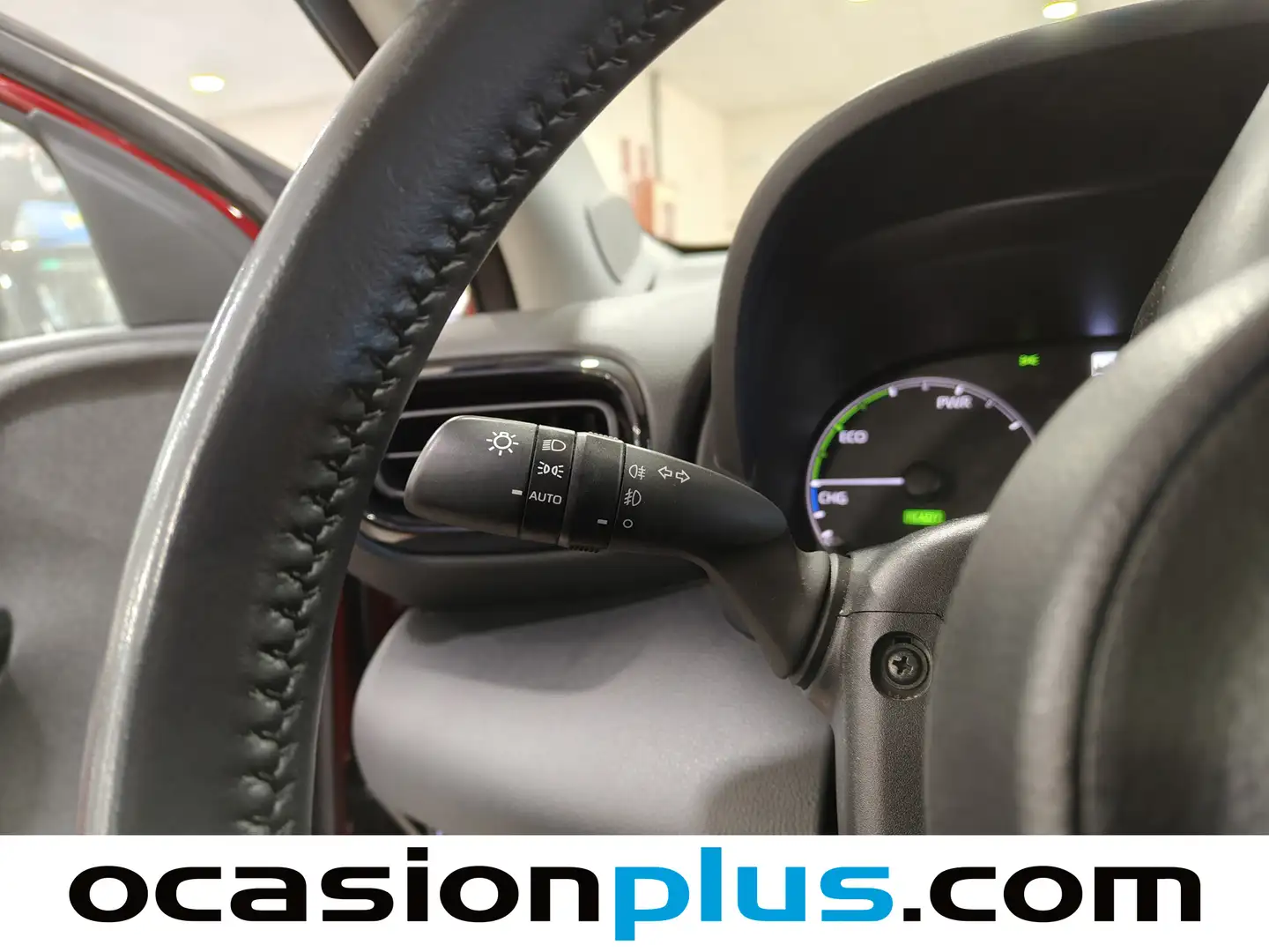 Foto Toyota Yaris Toyota Yaris 120H Business Plus (116 CV)