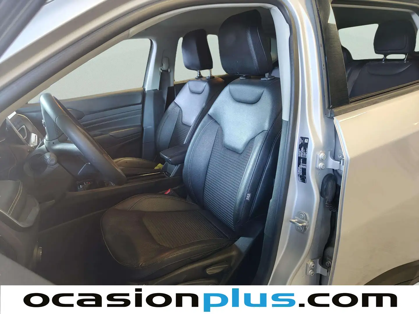 Foto Jeep Compass Jeep Compass 1.3 Gse Limited 4x2 FWD (130 CV)