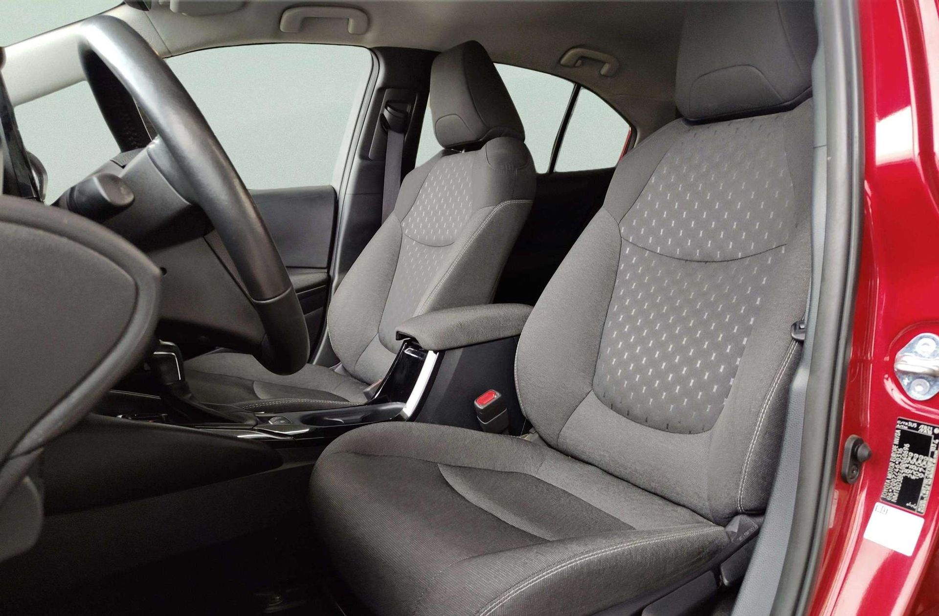 Toyota Corolla 140H Style Edition - foto 9