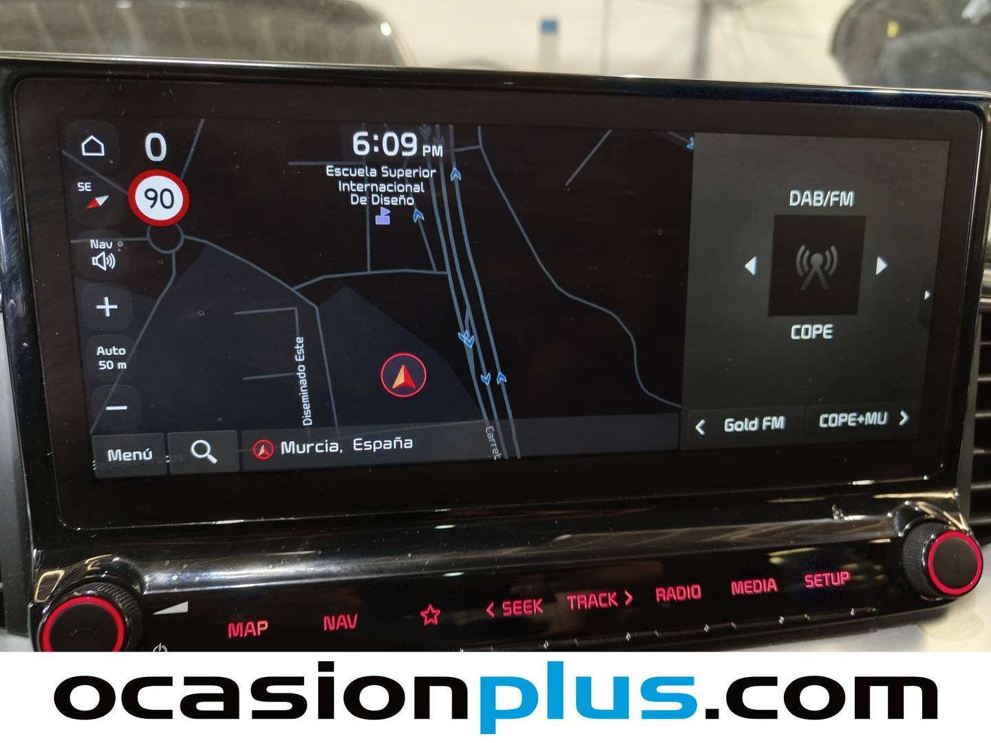 Equipamiento del KIA XCeed KIA XCeed 1.5 MHEV iMT Emotion (160 CV)
