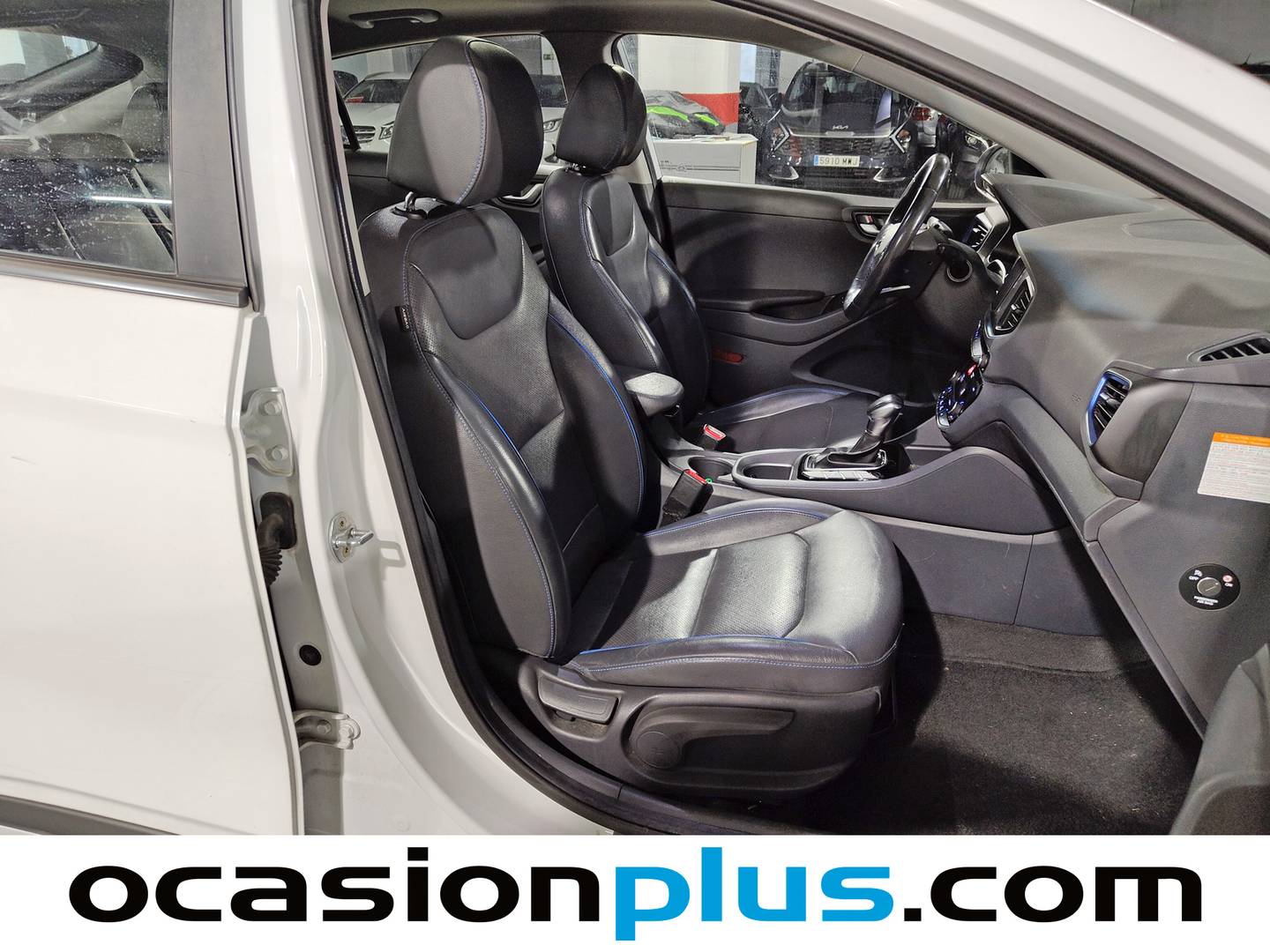 Foto Hyundai IONIQ Hyundai Ioniq 1.6 GDI HEV Style DCT (141 CV)