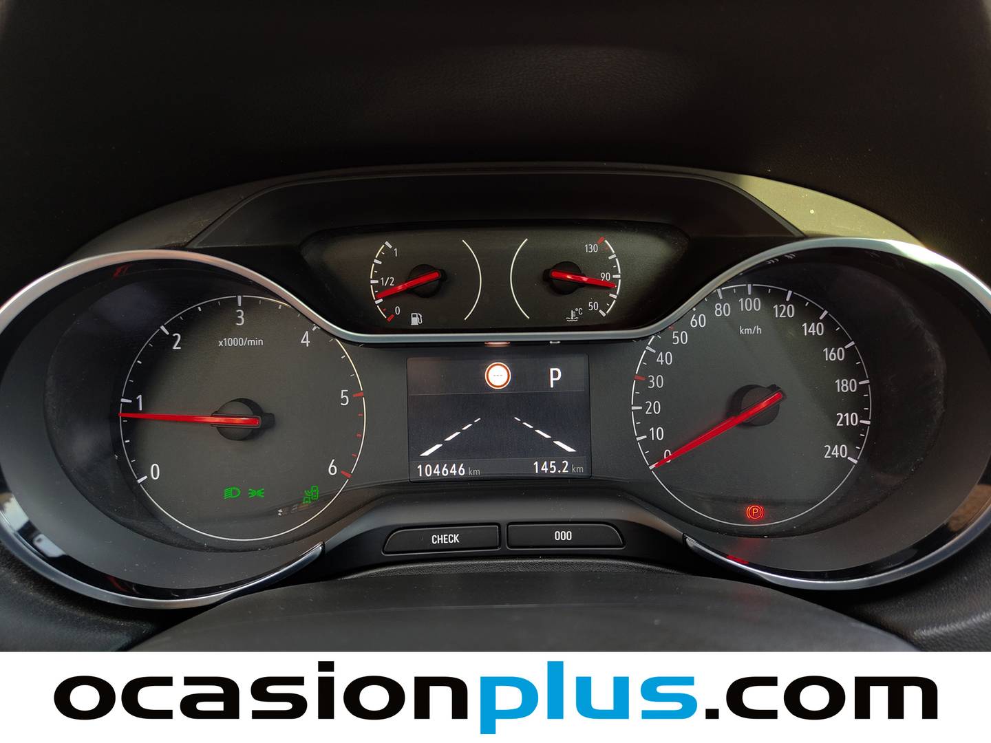 Foto Opel Grandland X Opel Grandland X 1.6 CDTi Excellence Auto (120 CV)