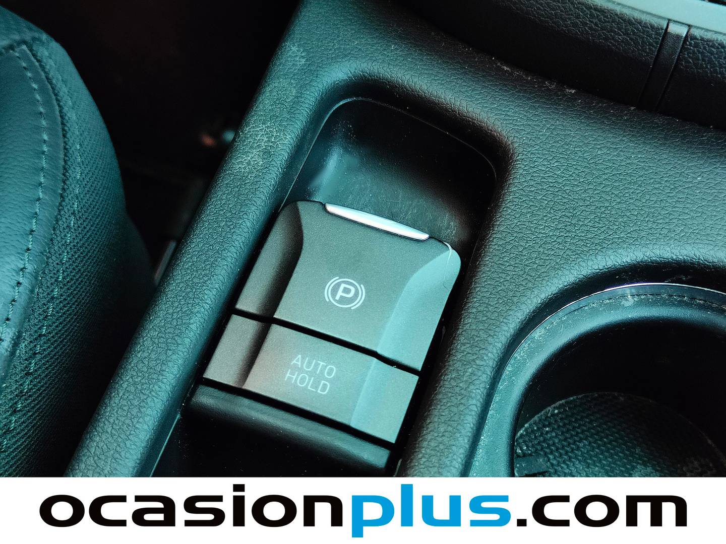Hyundai Kona Hyundai Kona 1.6 GDI HEV Style Sky DCT (141 CV) automático