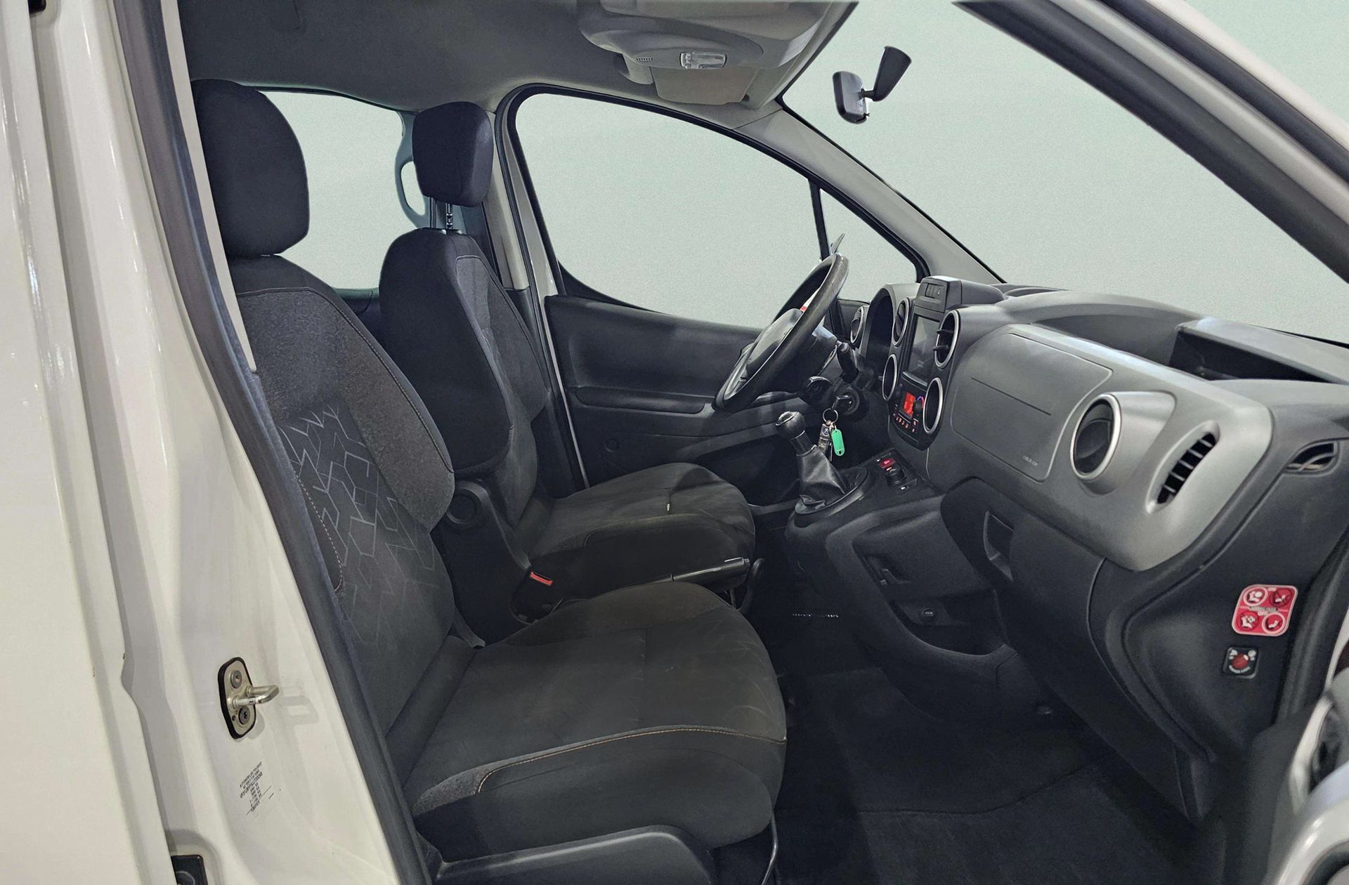 Peugeot Partner Tepee BlueHDi 100 Active - foto 15