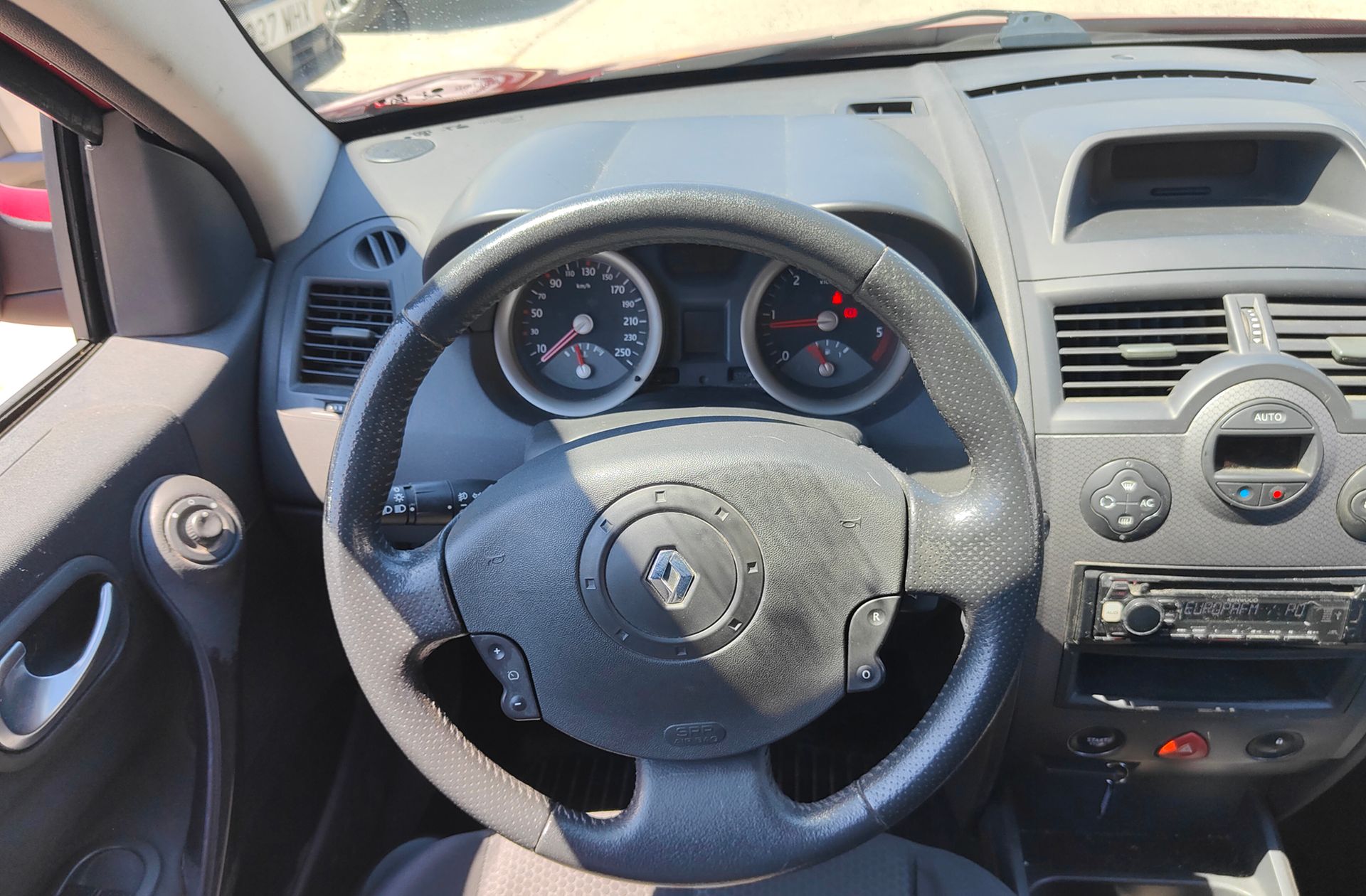 Renault Mégane 1.9 dCi Confort Dynamique - foto 19
