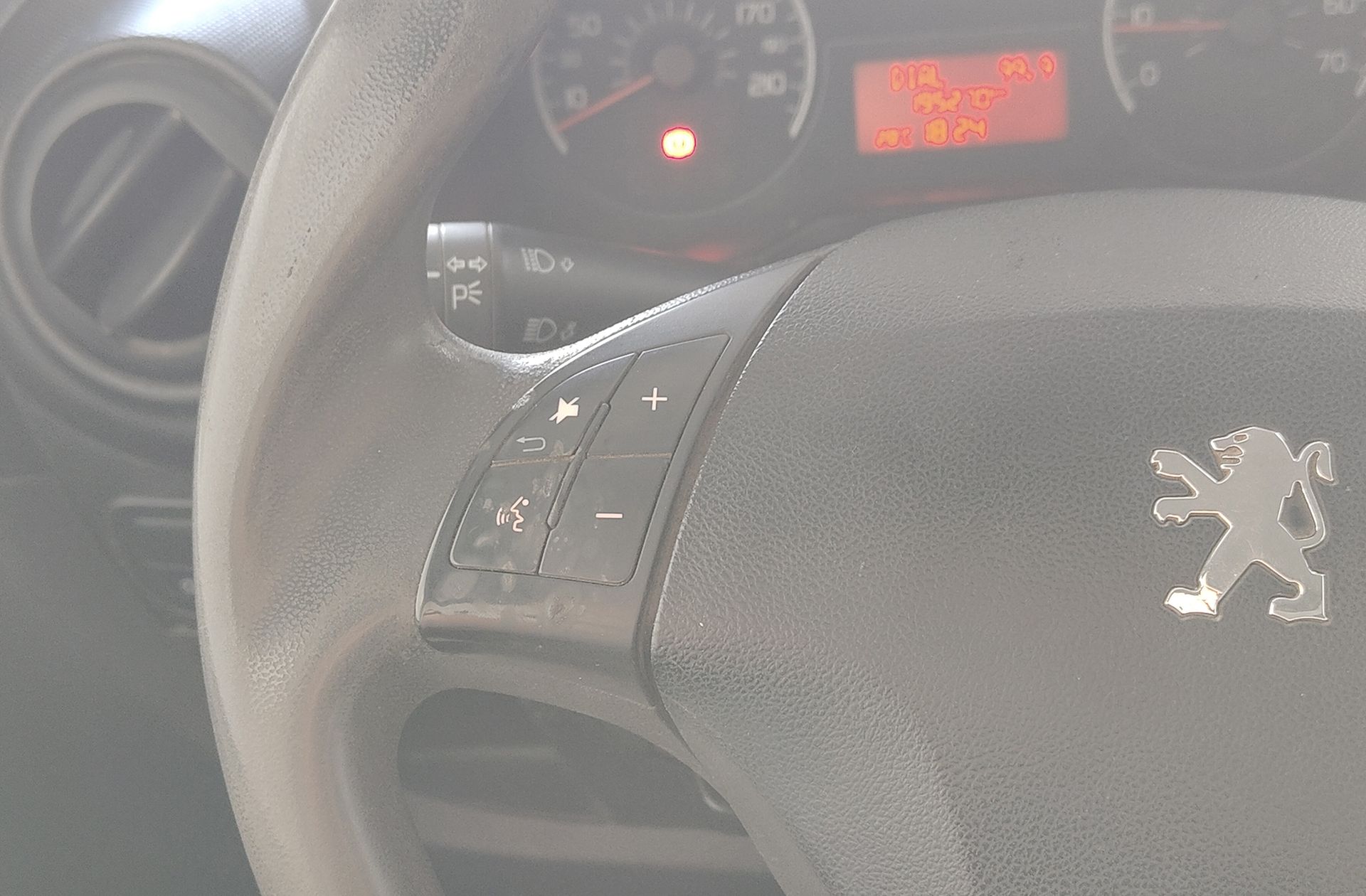 Peugeot Bipper Furgon 1.3 HDi - foto 20