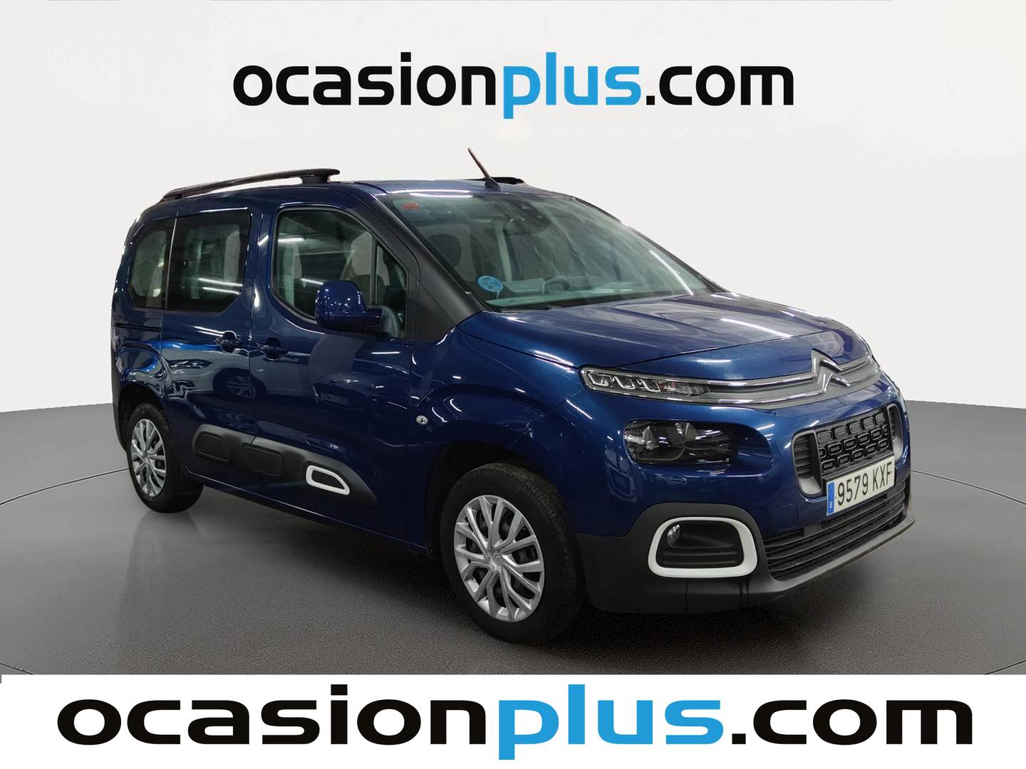 Foto delantera Citroën Berlingo Citroën Berlingo Combi PureTech 110 S&S Talla M Feel (110 CV) Semi-camperizada derecha