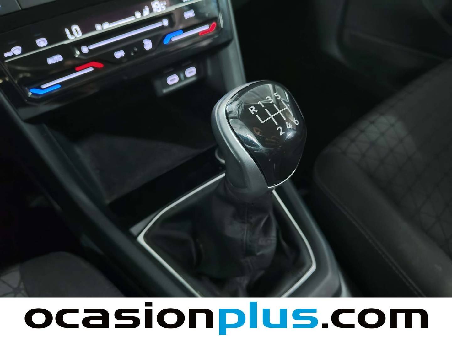 Foto Volkswagen T-Cross Volkswagen T-Cross Advance 1.0 TSI (110 CV)