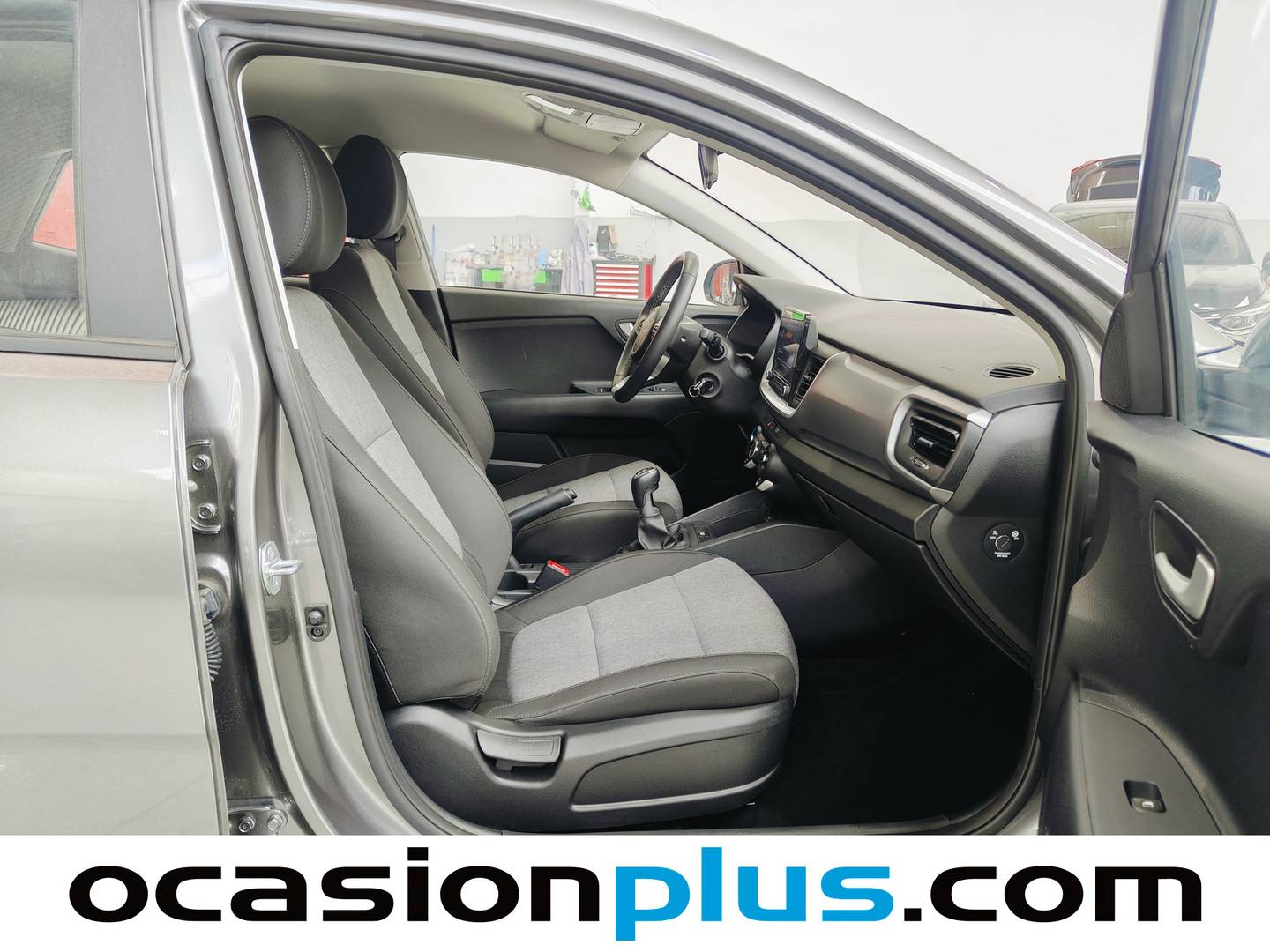 KIA Stonic KIA Stonic 1.0 T-GDi MHEV MT Concept (100 CV) híbrido
