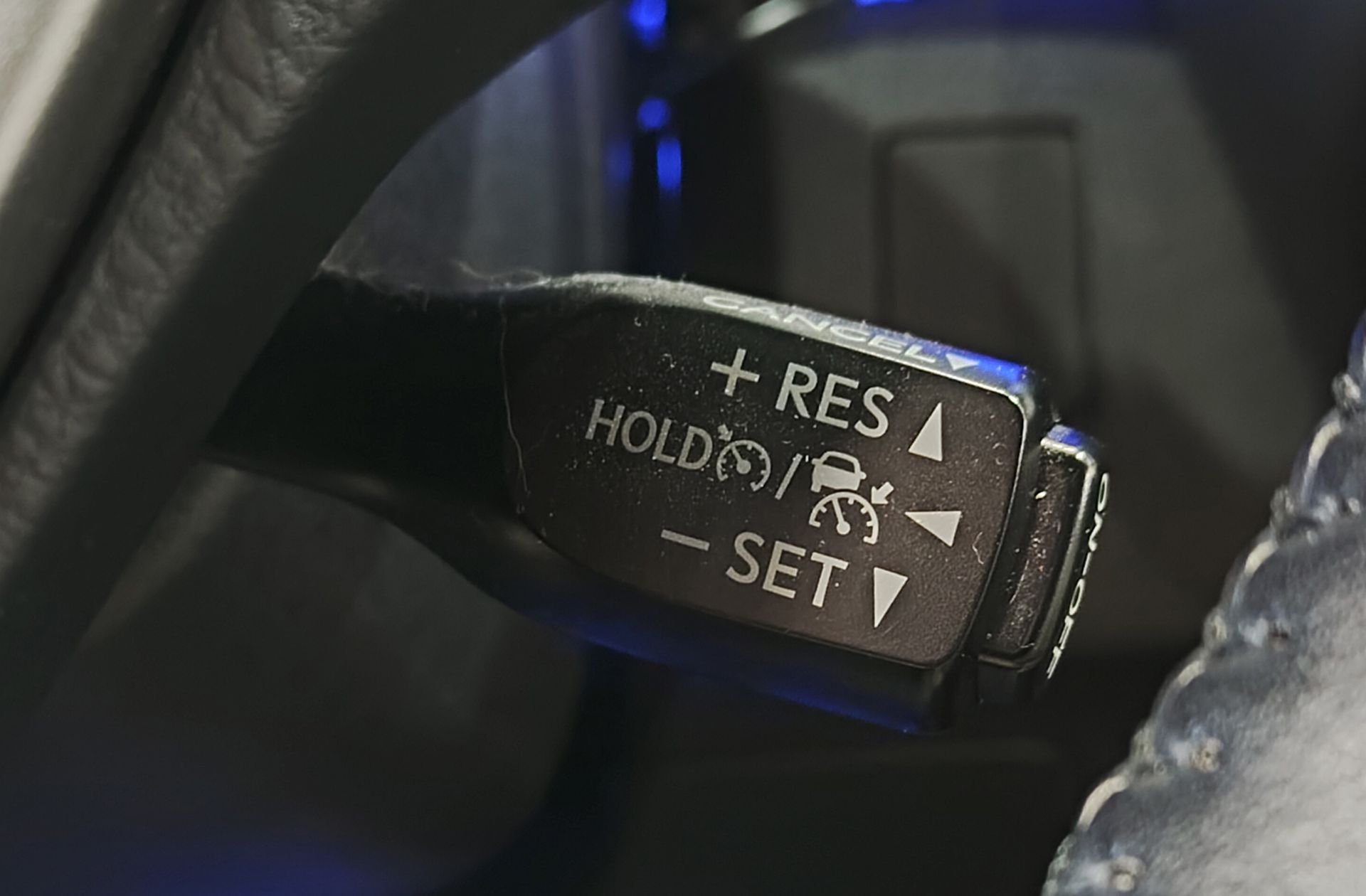 Toyota RAV4 2.5l hybrid Feel! 2WD - foto 29
