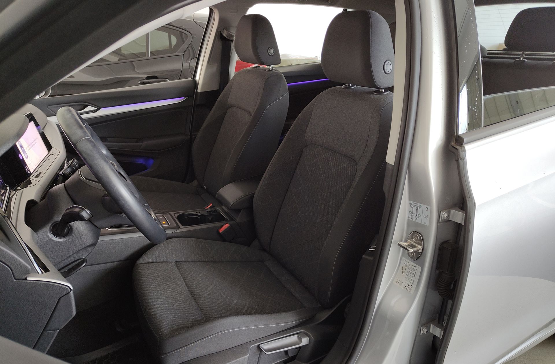 Volkswagen Golf Life 1.0 TSI - foto 11