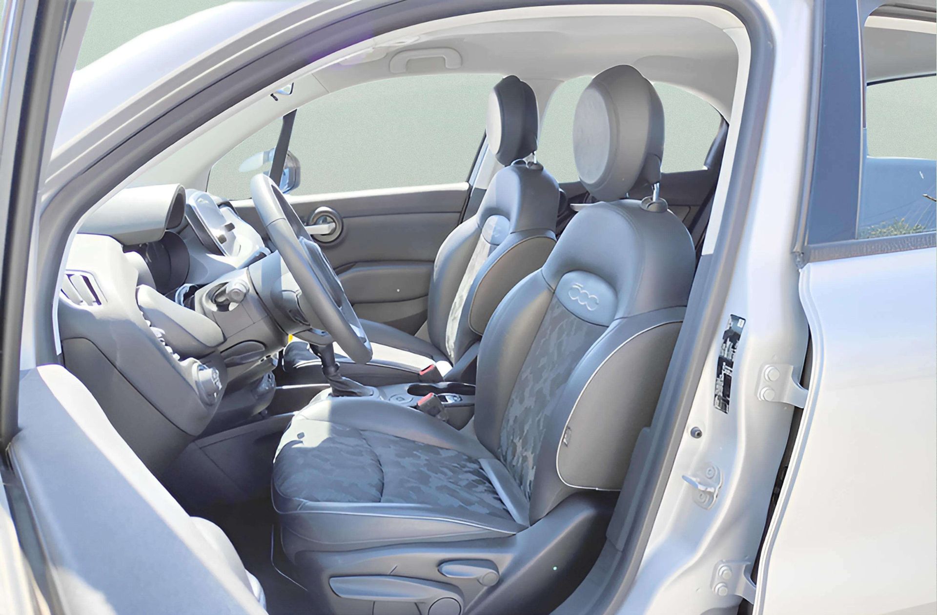 Fiat 500X 1.3 Firefly Cross T4 DCT - foto 9