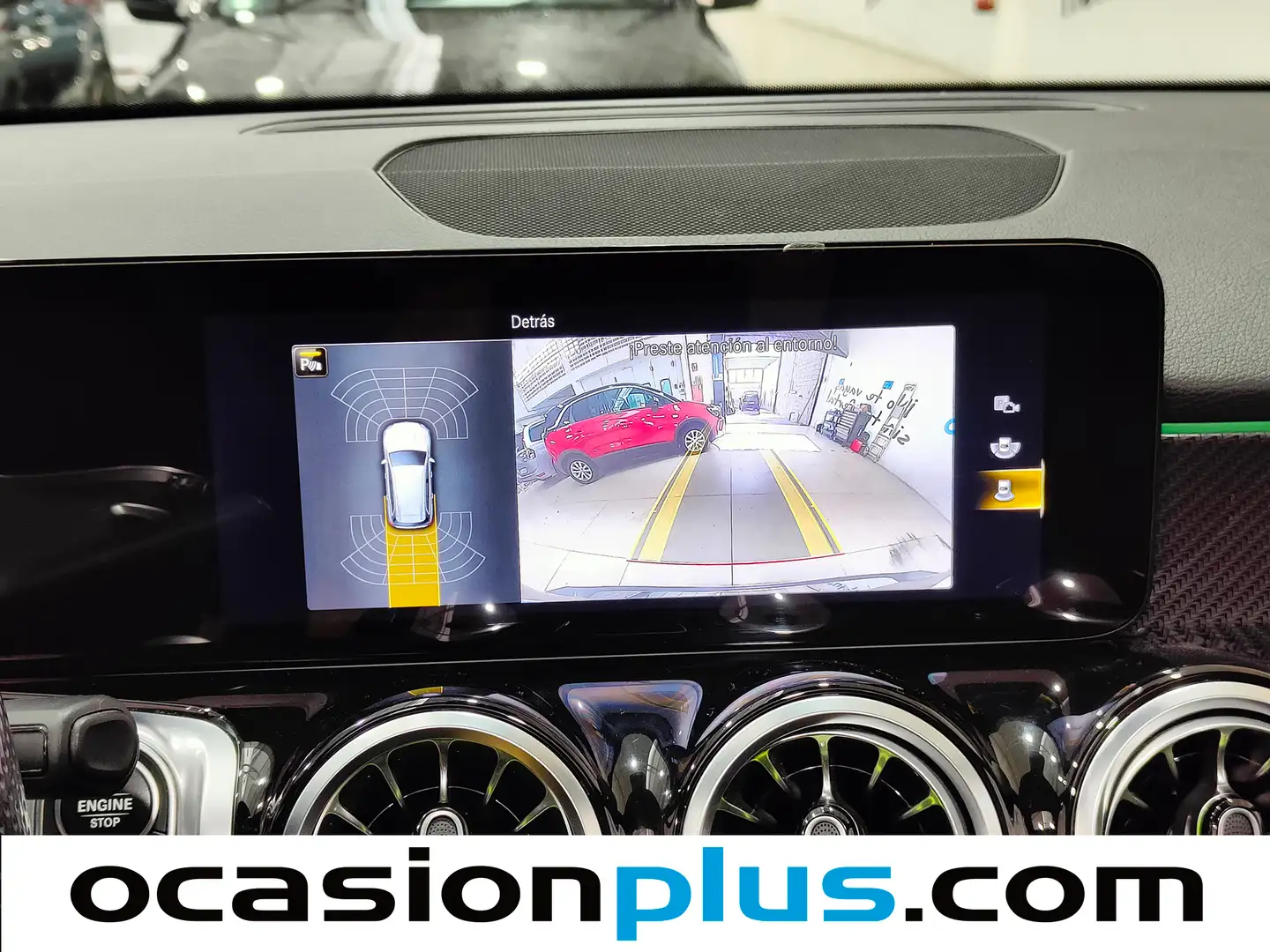 Foto Mercedes GLB Mercedes-Benz GLB 200 (163 CV) AMG Pack