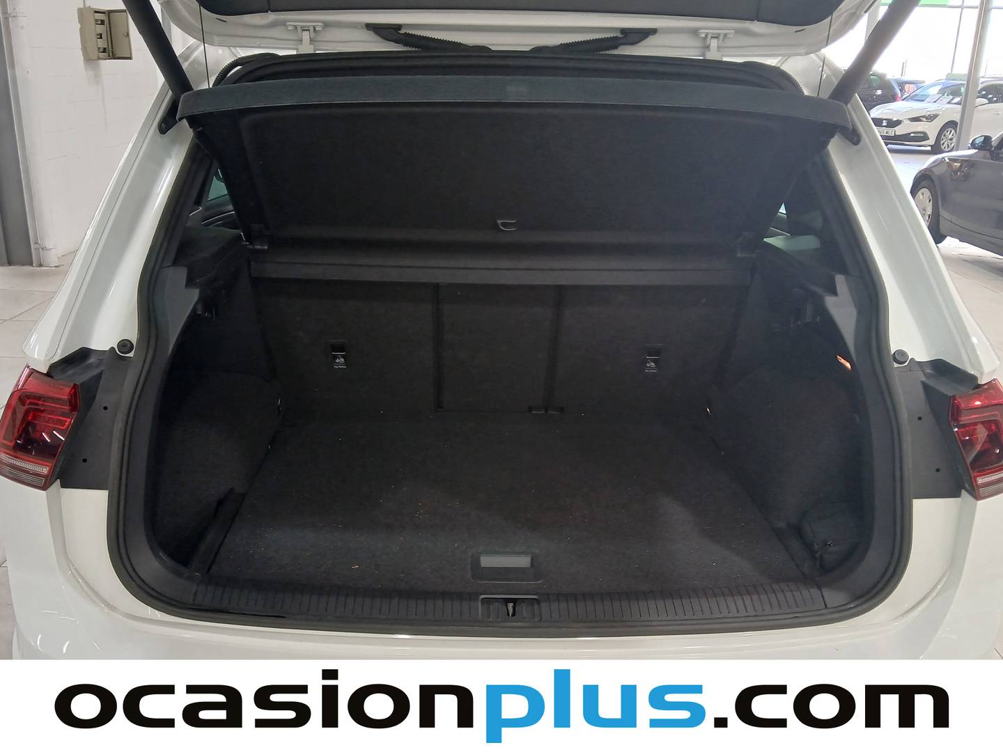 Fotos maletero Volkswagen Tiguan Volkswagen Tiguan Sport 1.5 TSI (150 CV) DSG Pack R-Line