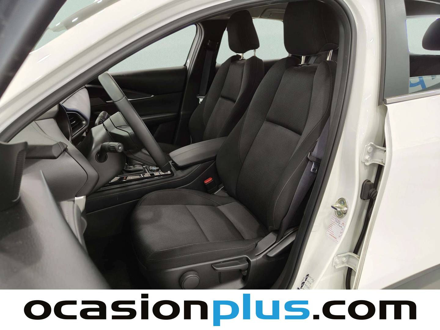 Foto Mazda CX-30 Mazda CX-30 2.5 e-Skyactive G MHEV Prime-Line AT (140 CV)