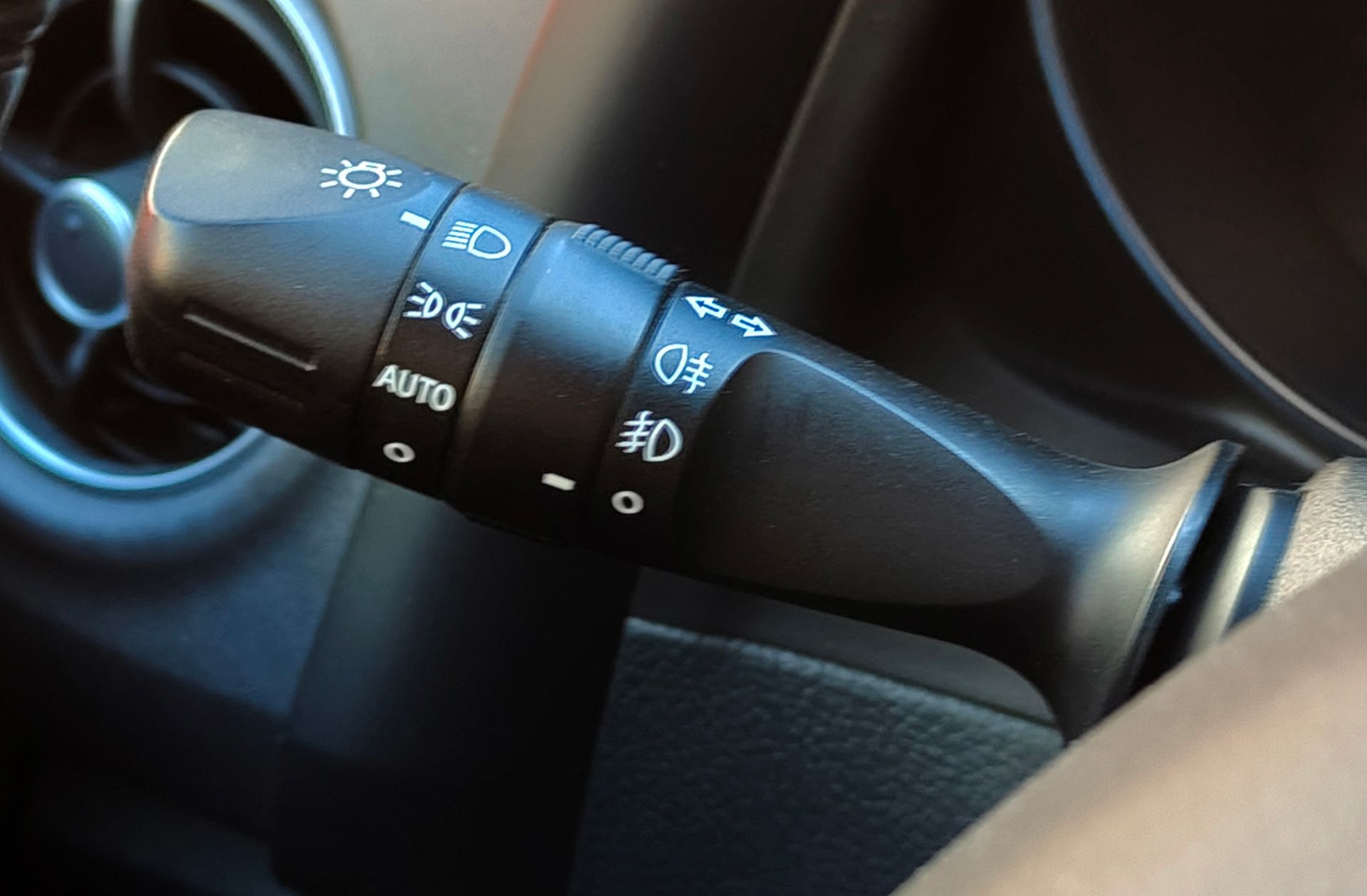 Toyota Auris 140H Hybrid Feel! - foto 21