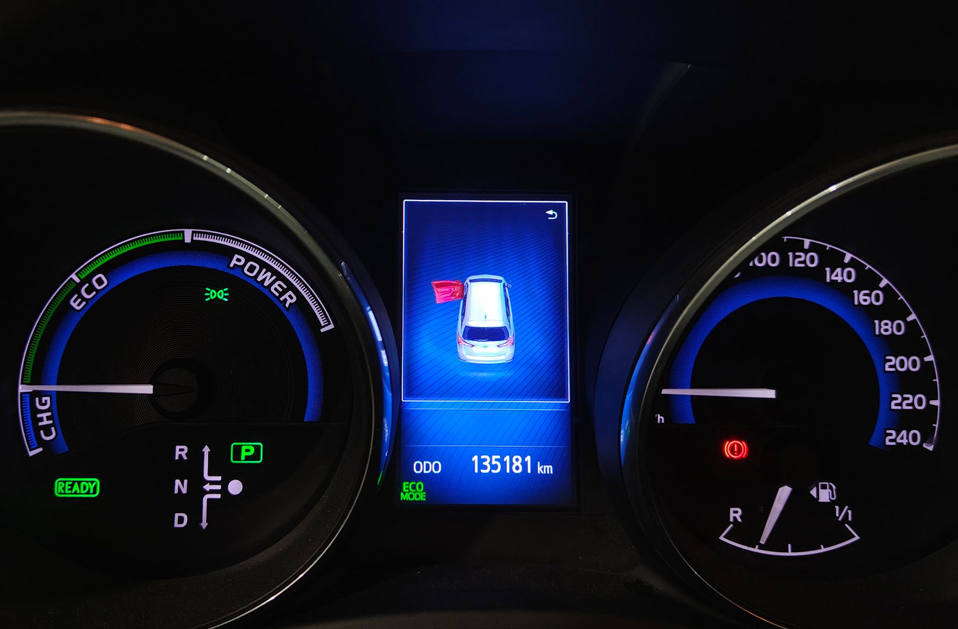 Toyota Auris 140H Touring Sports Active - foto 21