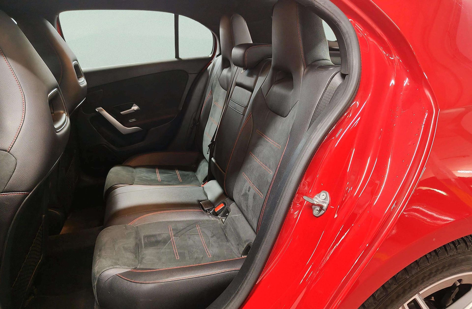 Mercedes-Benz Clase A 180 d Pack AMG - foto 15