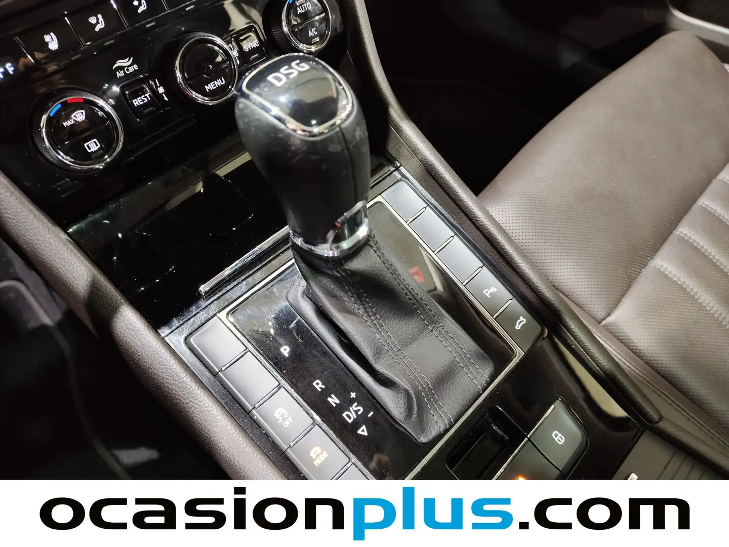 Foto Skoda Superb Skoda Superb 2.0 TDI Laurin&Klement DSG (190 CV)