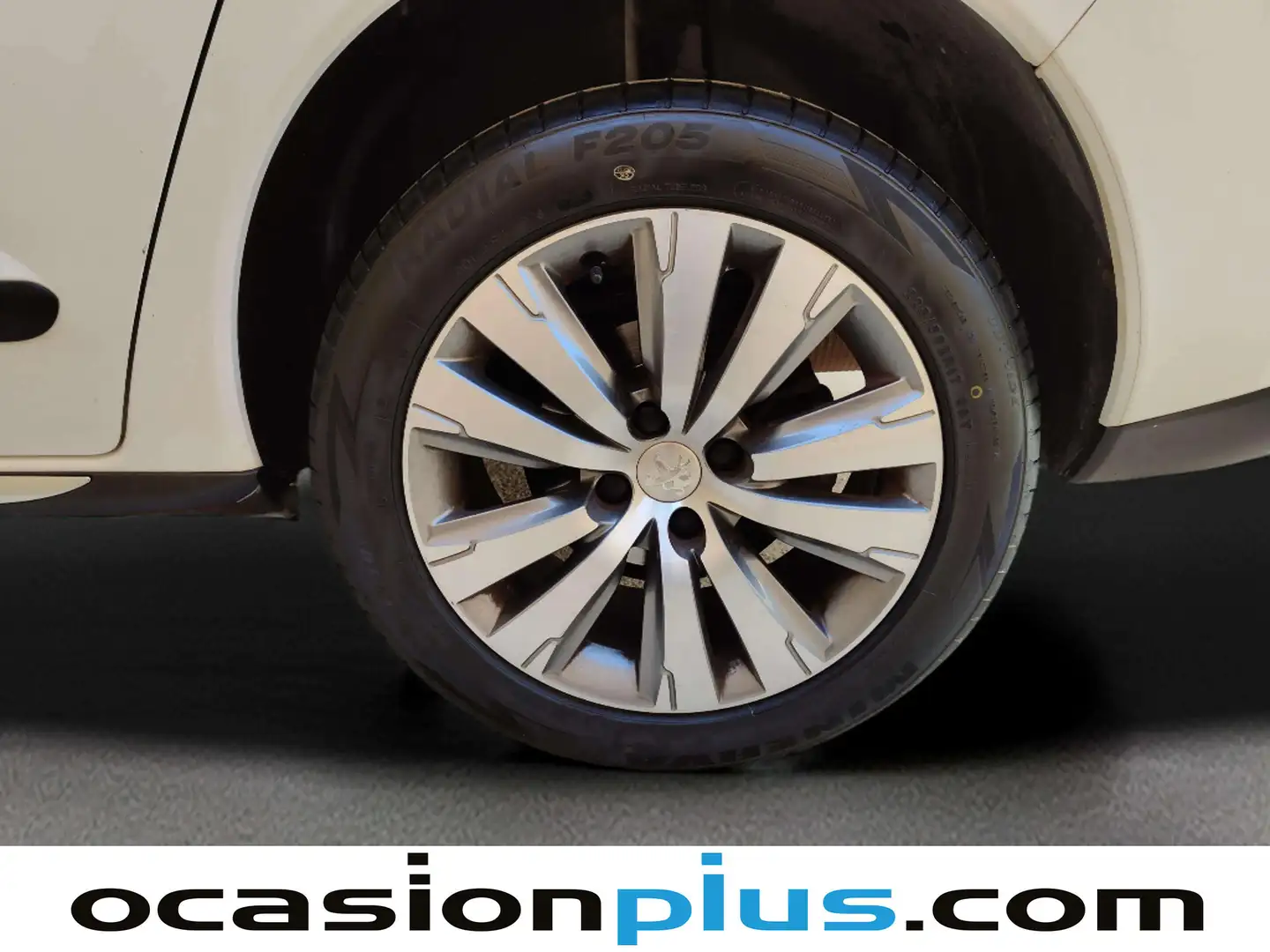 Foto Peugeot 3008 Peugeot 3008 1.2 PureTech Style S&S (130 CV)