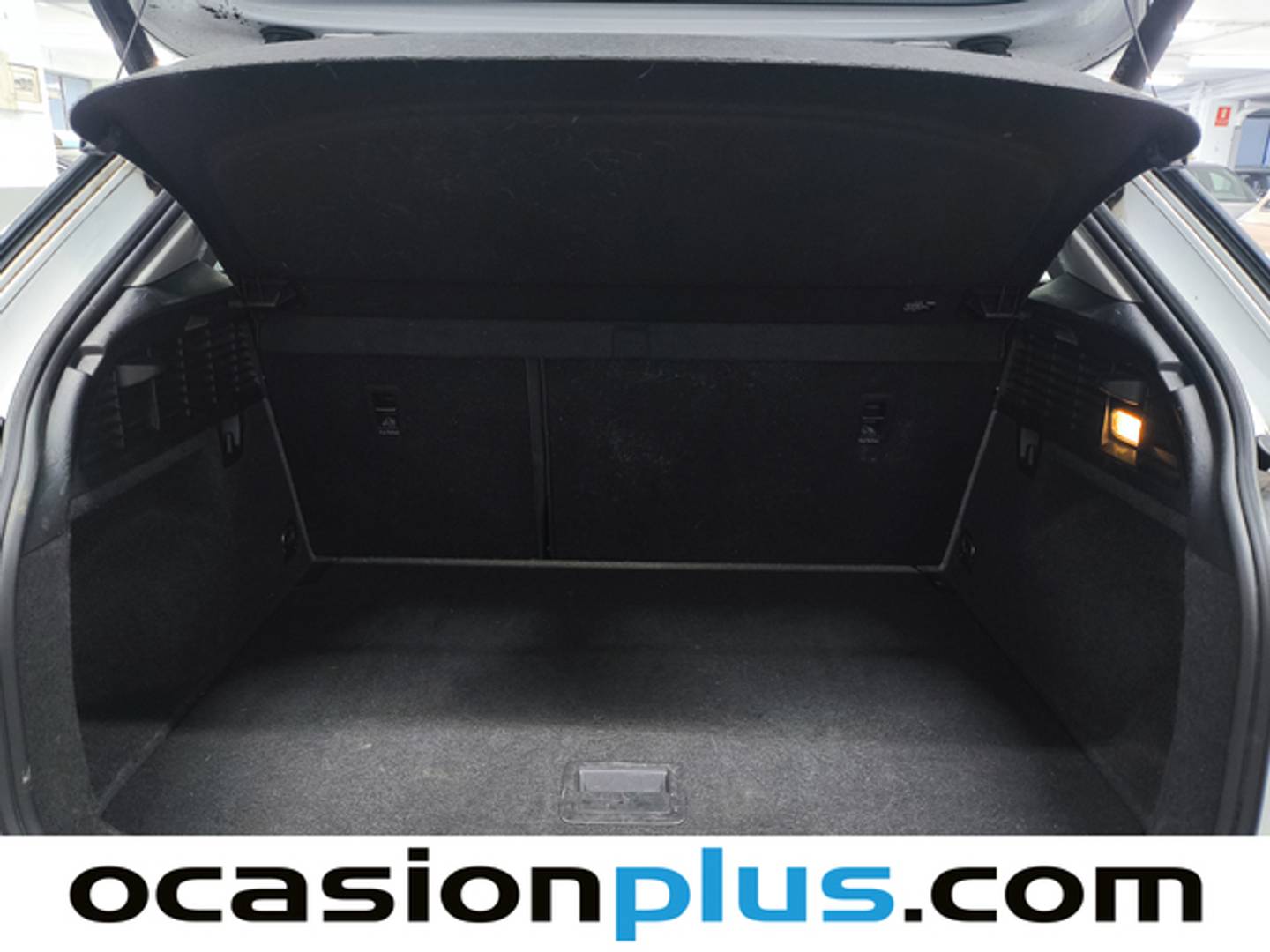 Fotos maletero Audi Q2 Audi Q2 Advanced 35 TFSI (150 CV) S-Tronic