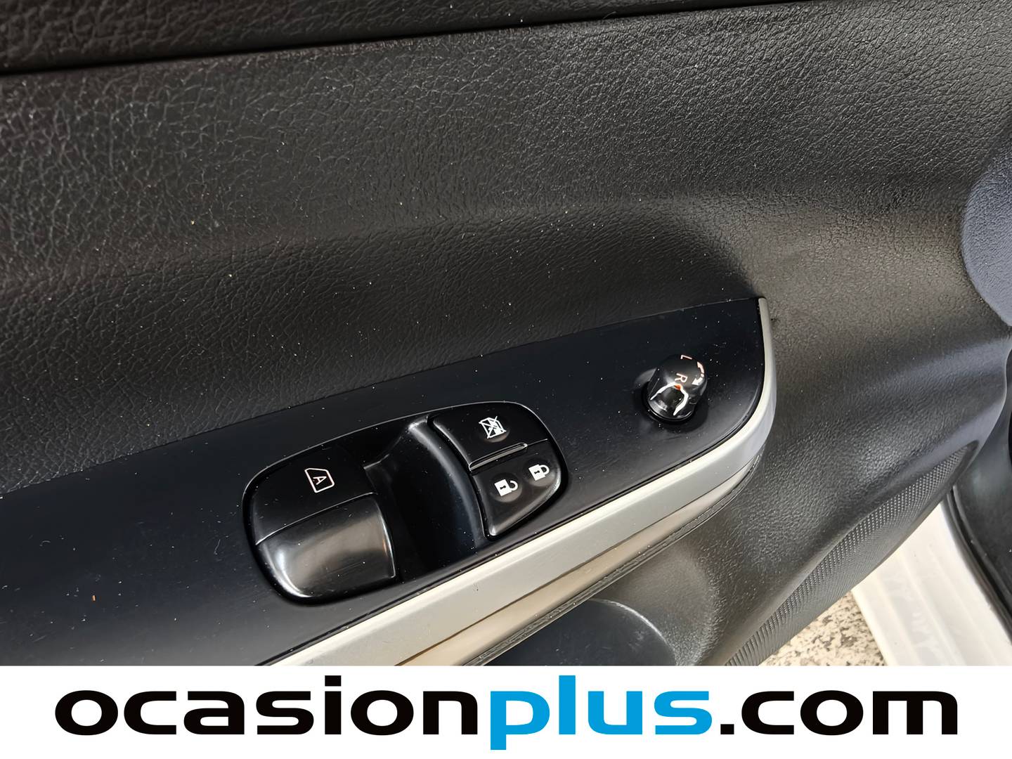 Nissan Navara Nissan Navara PickUp 2.3 dCi Doble Cabina Visia BDif  (163 CV) seminuevo