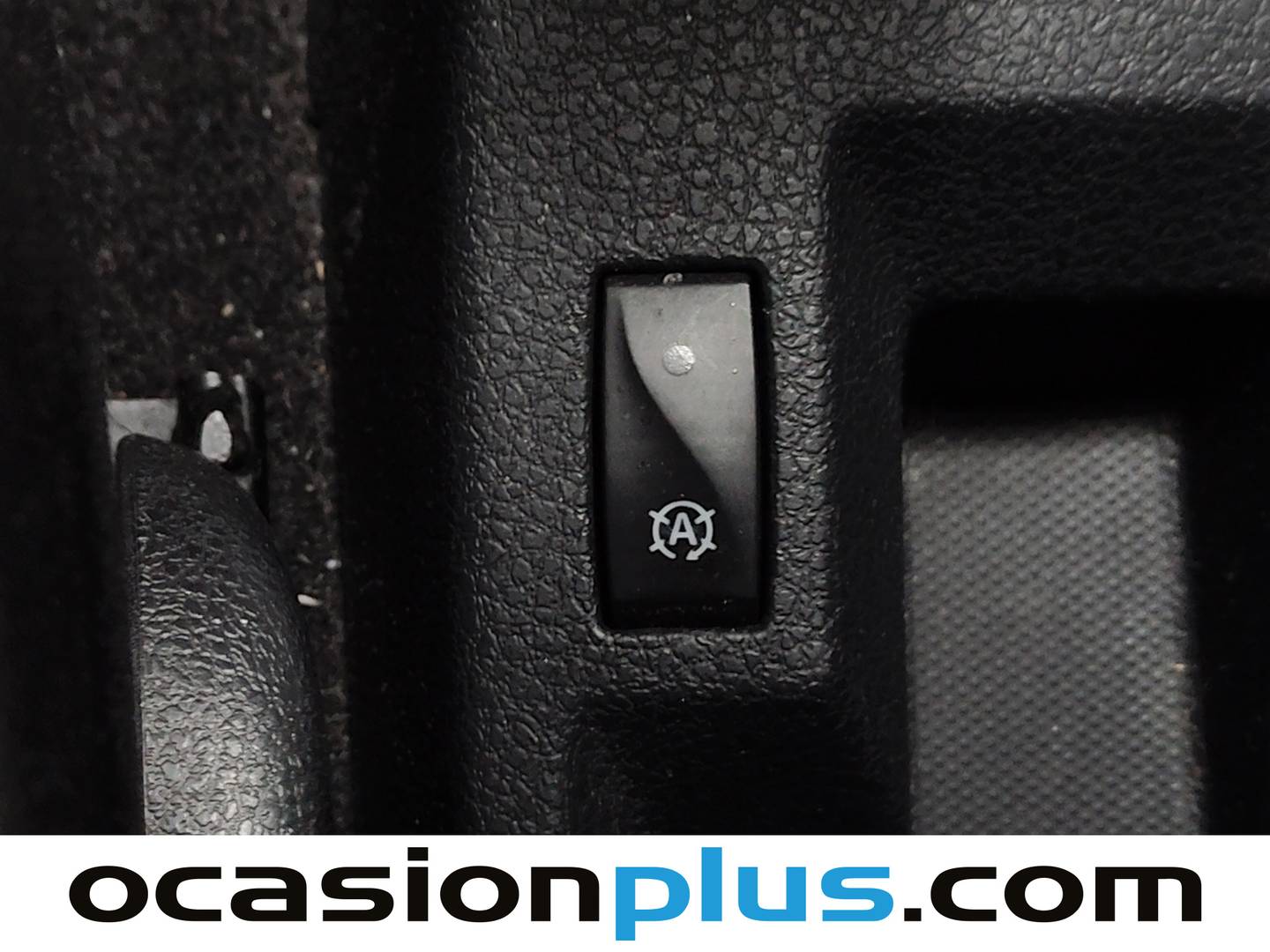 Extras y acabados del Dacia Sandero Dacia Sandero Ambiance dCi (75 CV)