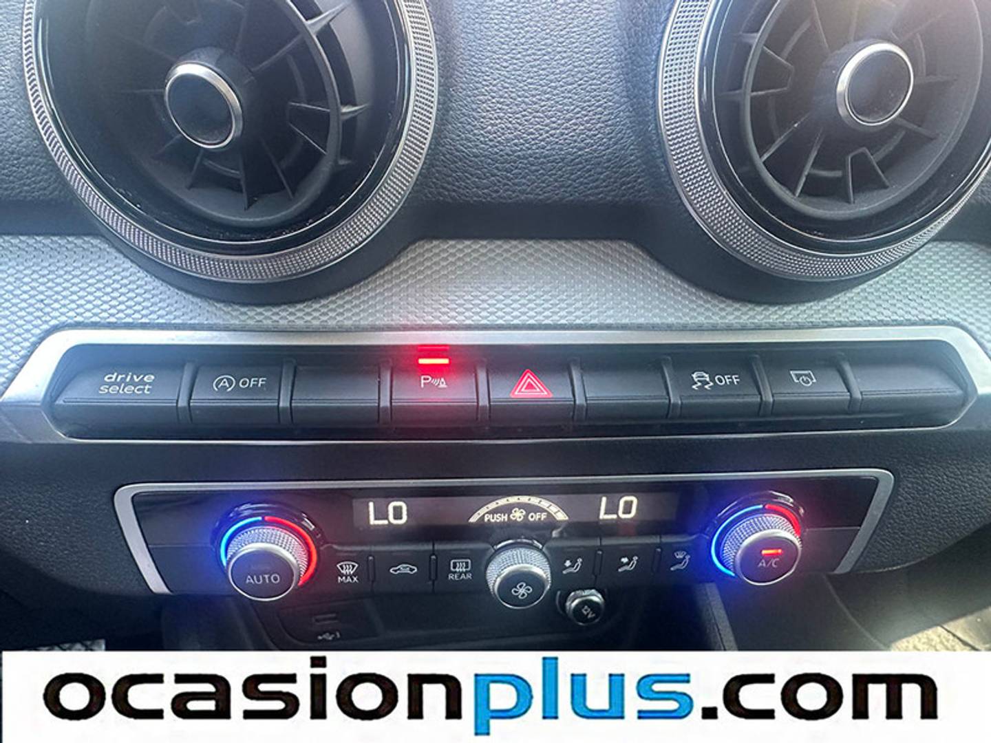 Foto Audi Q2 Audi Q2 S line 30 TDI (116 CV) S tronic