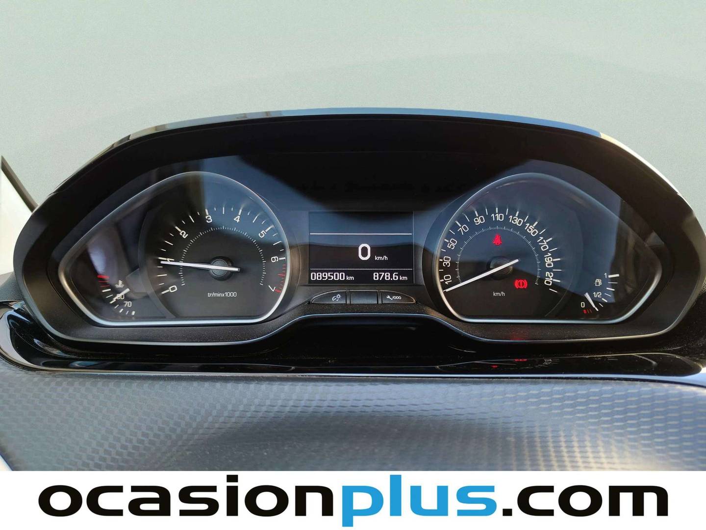 Peugeot 208 Peugeot 208 PureTech 82 S&S Tech Edition (82 CV) seminuevo