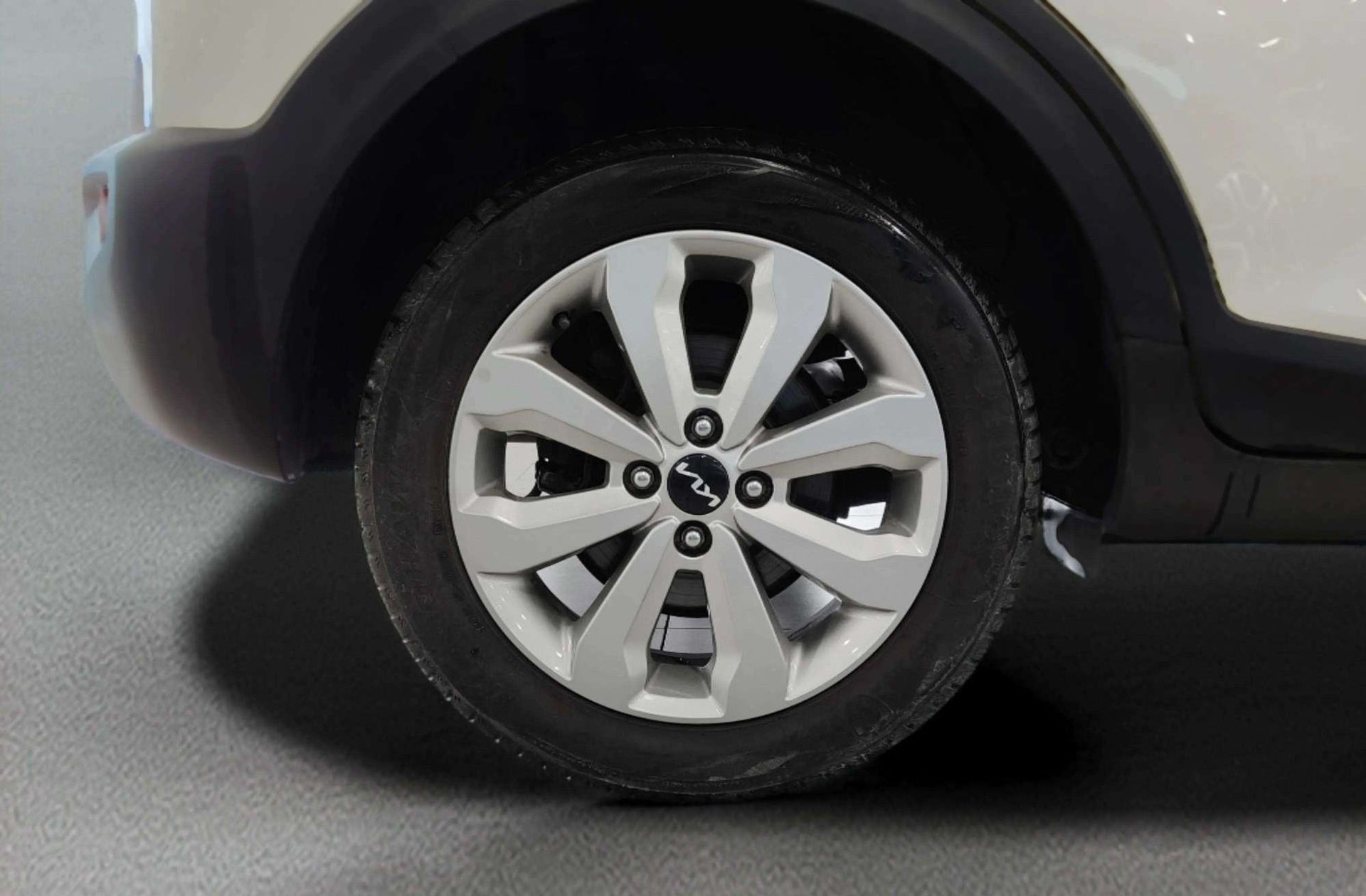 Kia Stonic 1.0 T-GDi MHEV Drive iMT - foto 34