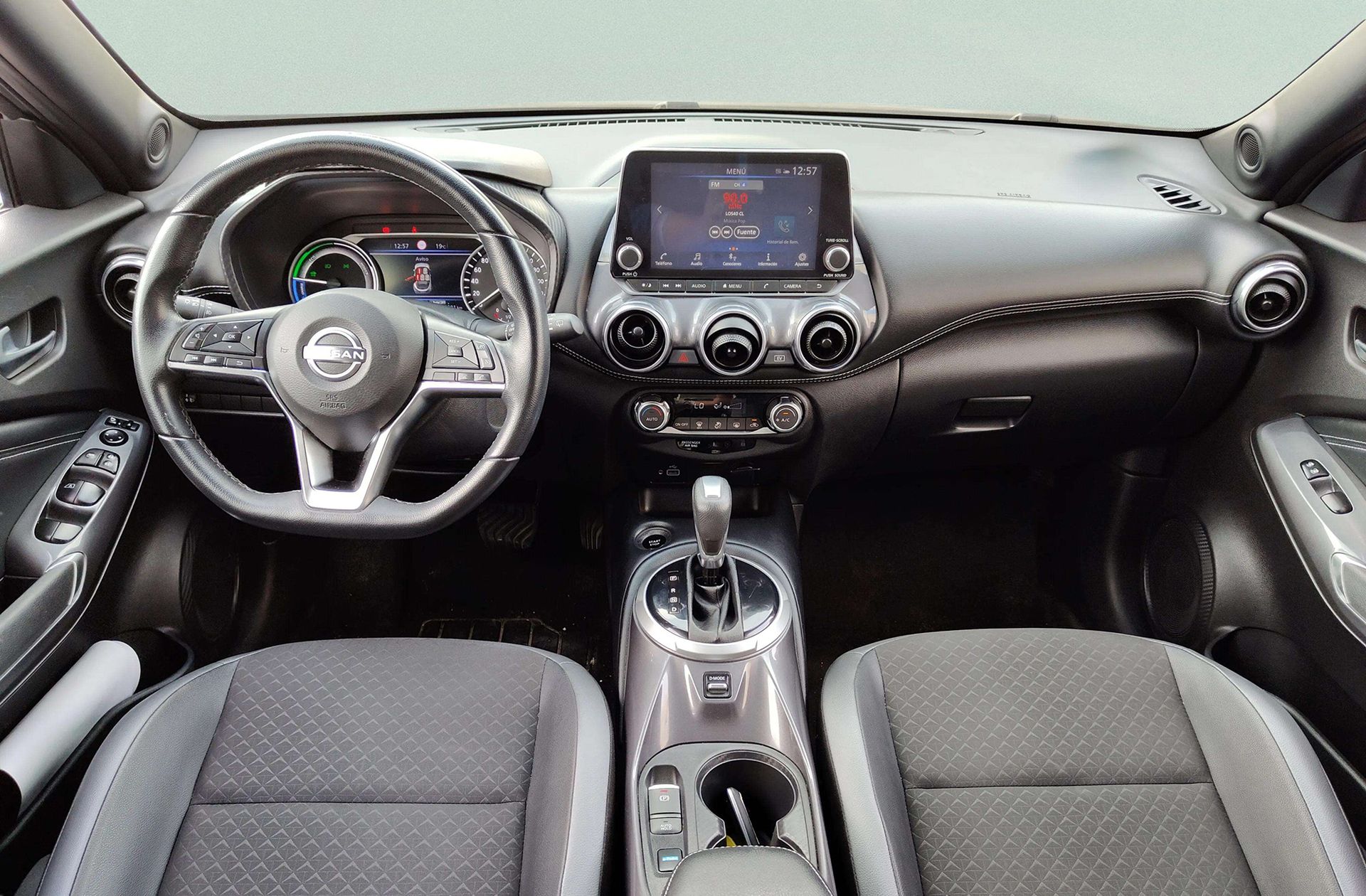 Nissan Juke 1.6 Hybrid N-Connecta - foto 22