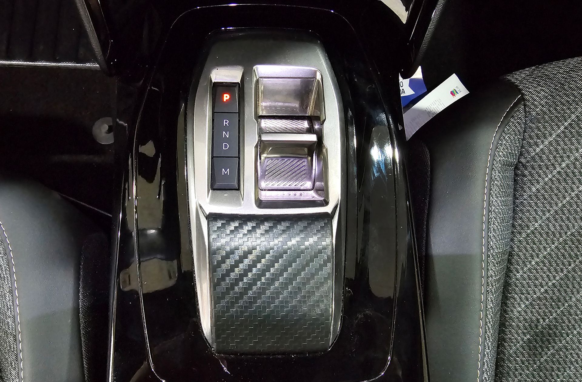 Peugeot 2008 Allure Hybrid eDCS6 - foto 5