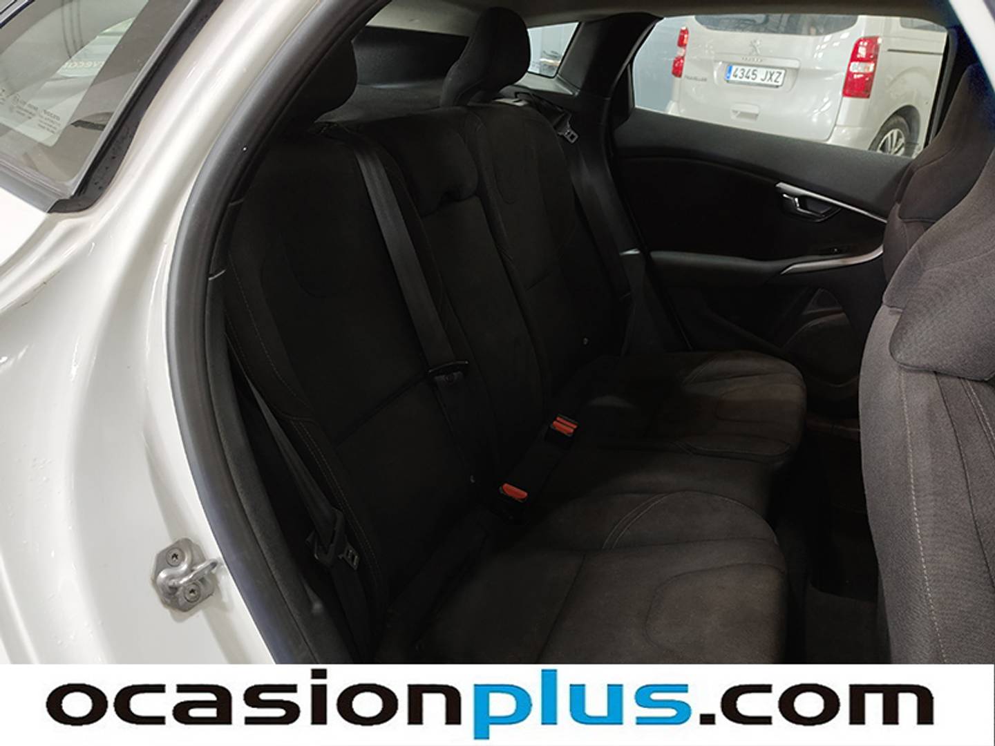 Foto Volvo V40 Volvo V40 1.6 D2 Kinetic Auto (115 CV)