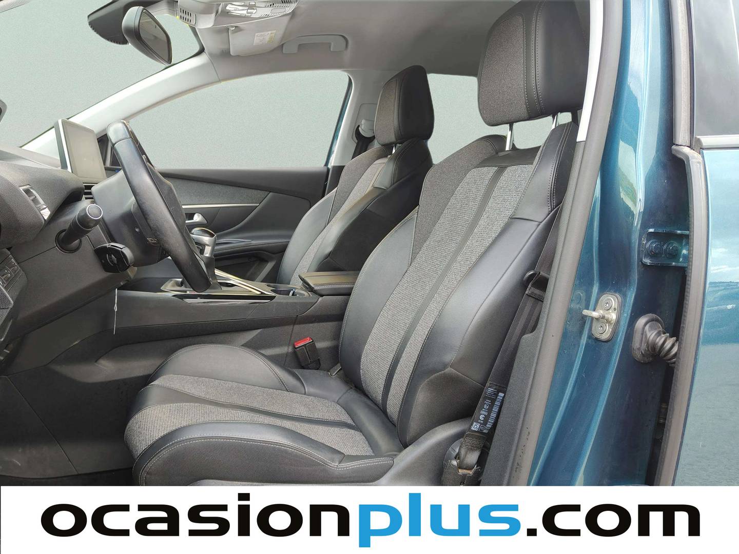 Foto asientos delanteros Peugeot 5008 Peugeot 5008 PureTech 130 S&S Allure (130 CV)7 Plazas