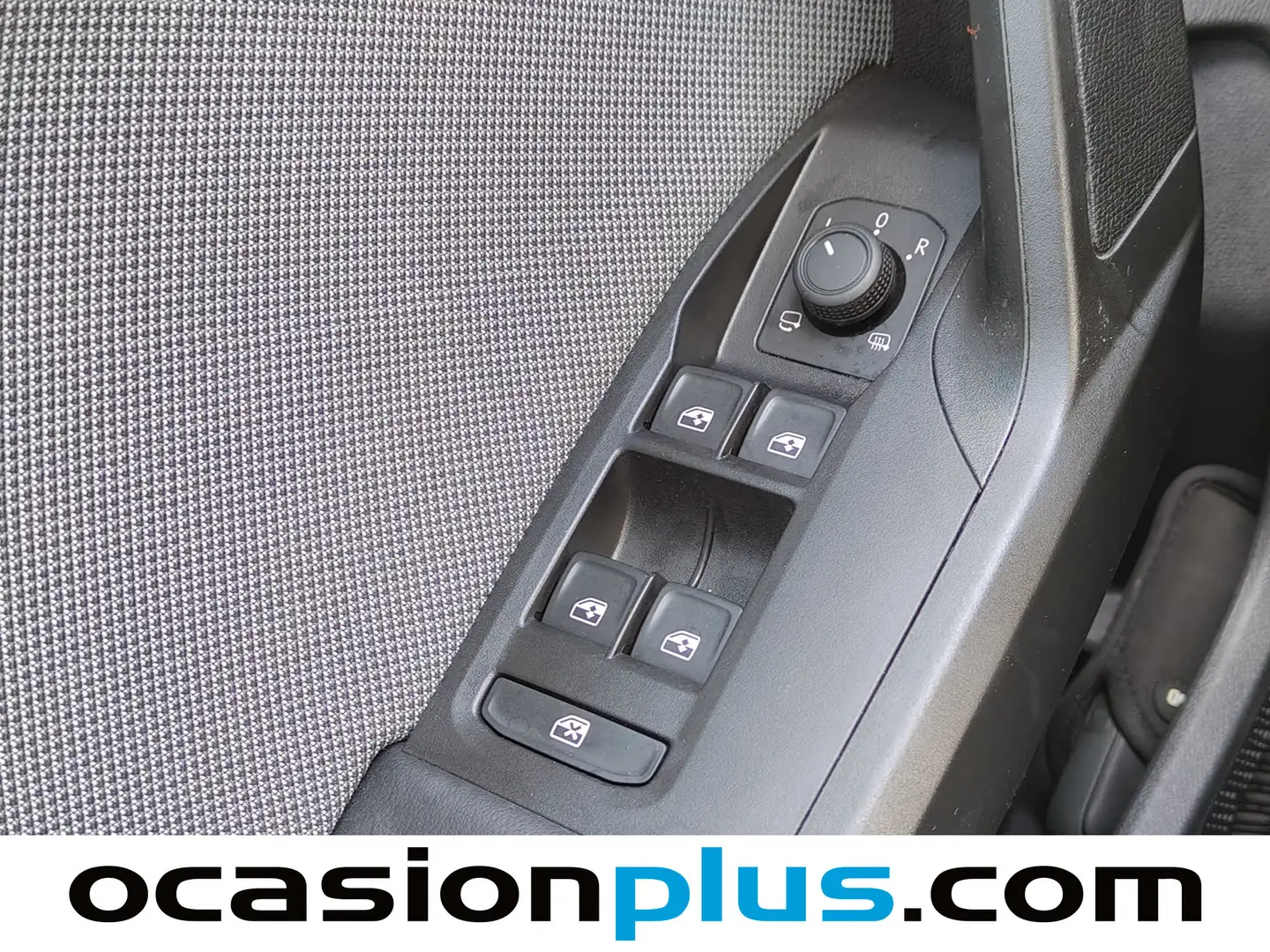 Foto Seat León SEAT León 2.0 TDI S&S Style Go (115 CV)