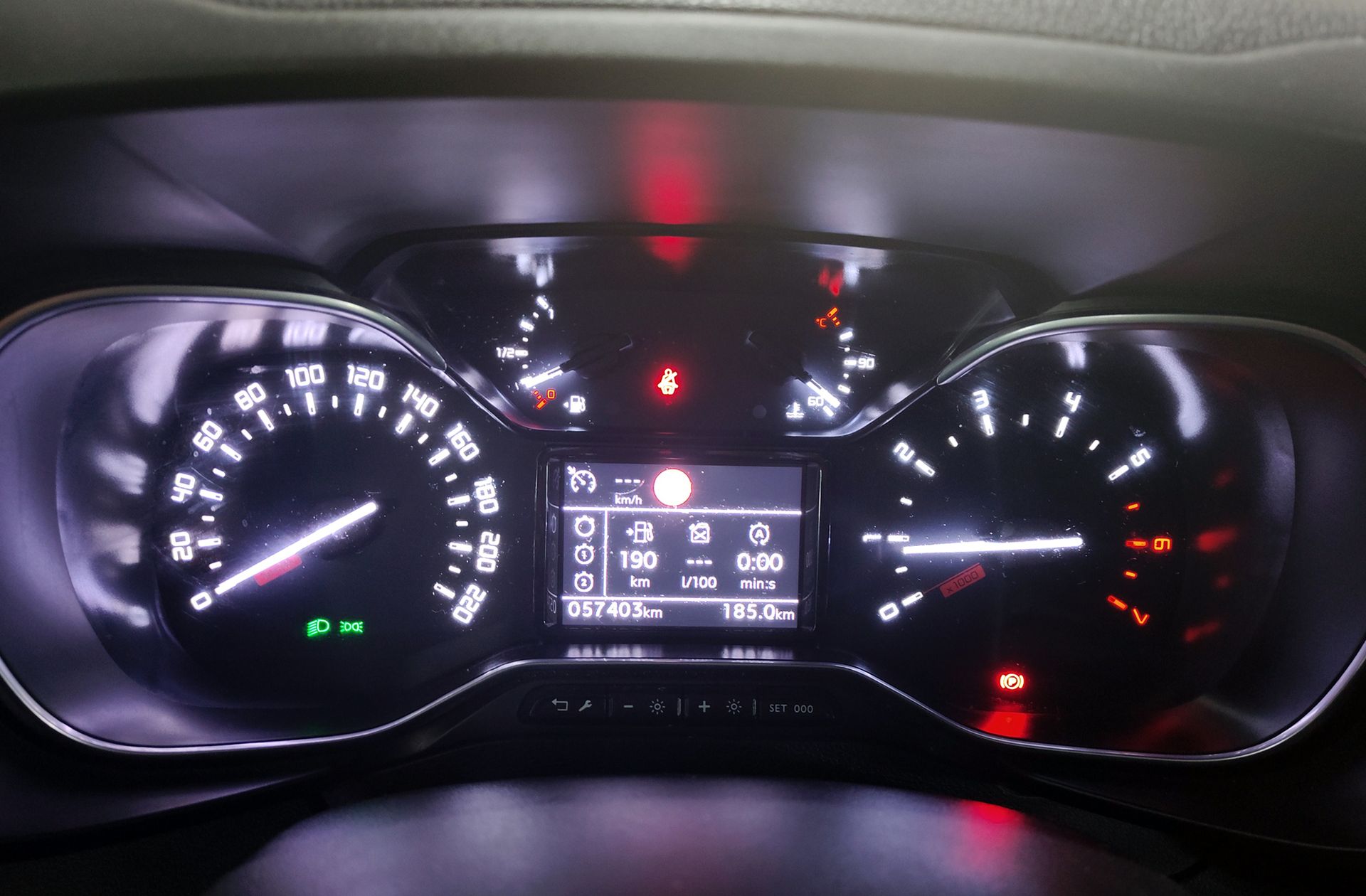 Citroën Berlingo BlueHDi 130 Talla XL Feel Pack - foto 21