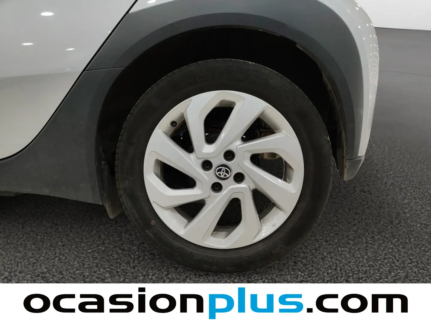 Foto Toyota Aygo X Cross Toyota Aygo X Cross 1.0 VVT-I Play (72 CV)