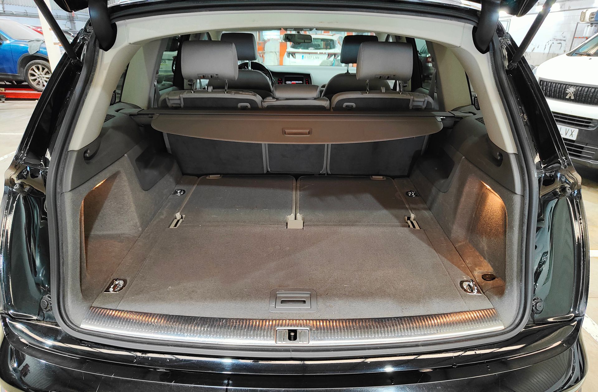 Audi Q7 Advanced 3.0 TDI quattro tiptronic 7 plazas - foto 17
